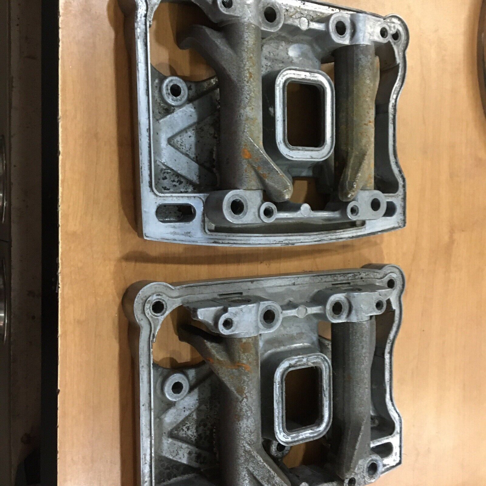 Harley Davidson OEM lower rocker boxes #17507-92A