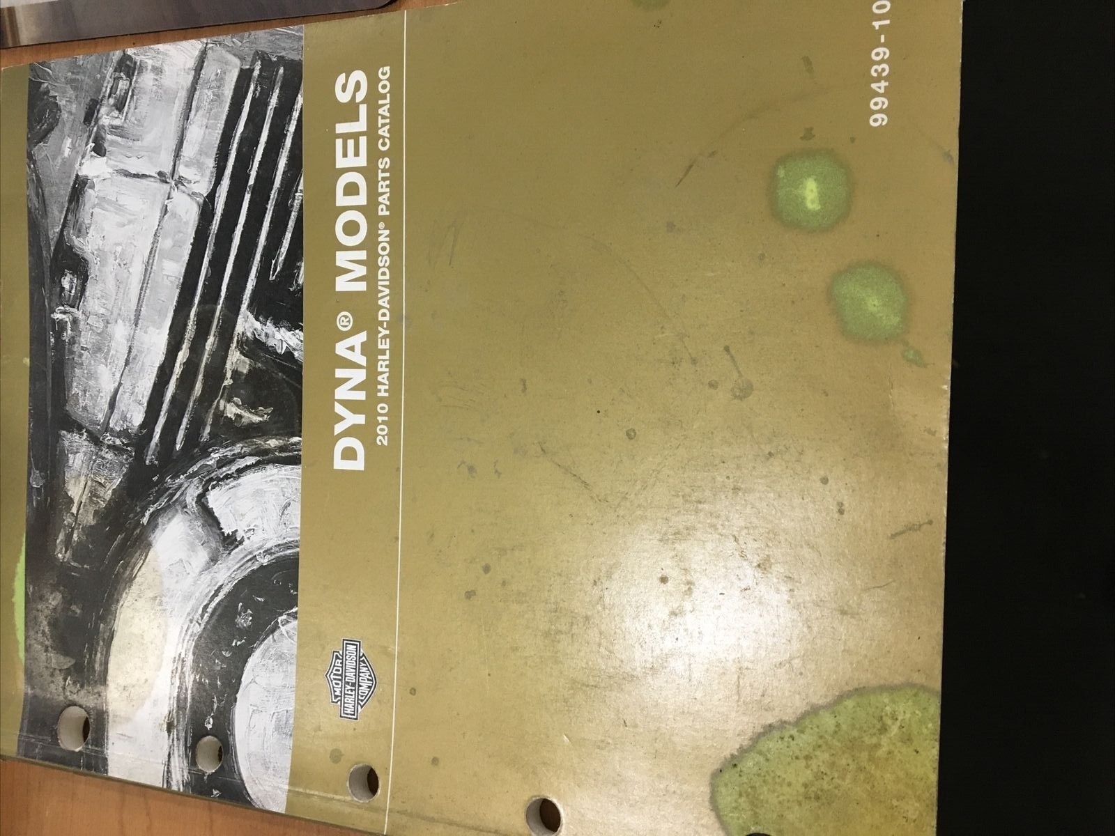 Harley Davidson oem Dyna Parts Catalog 2010 #99439-10