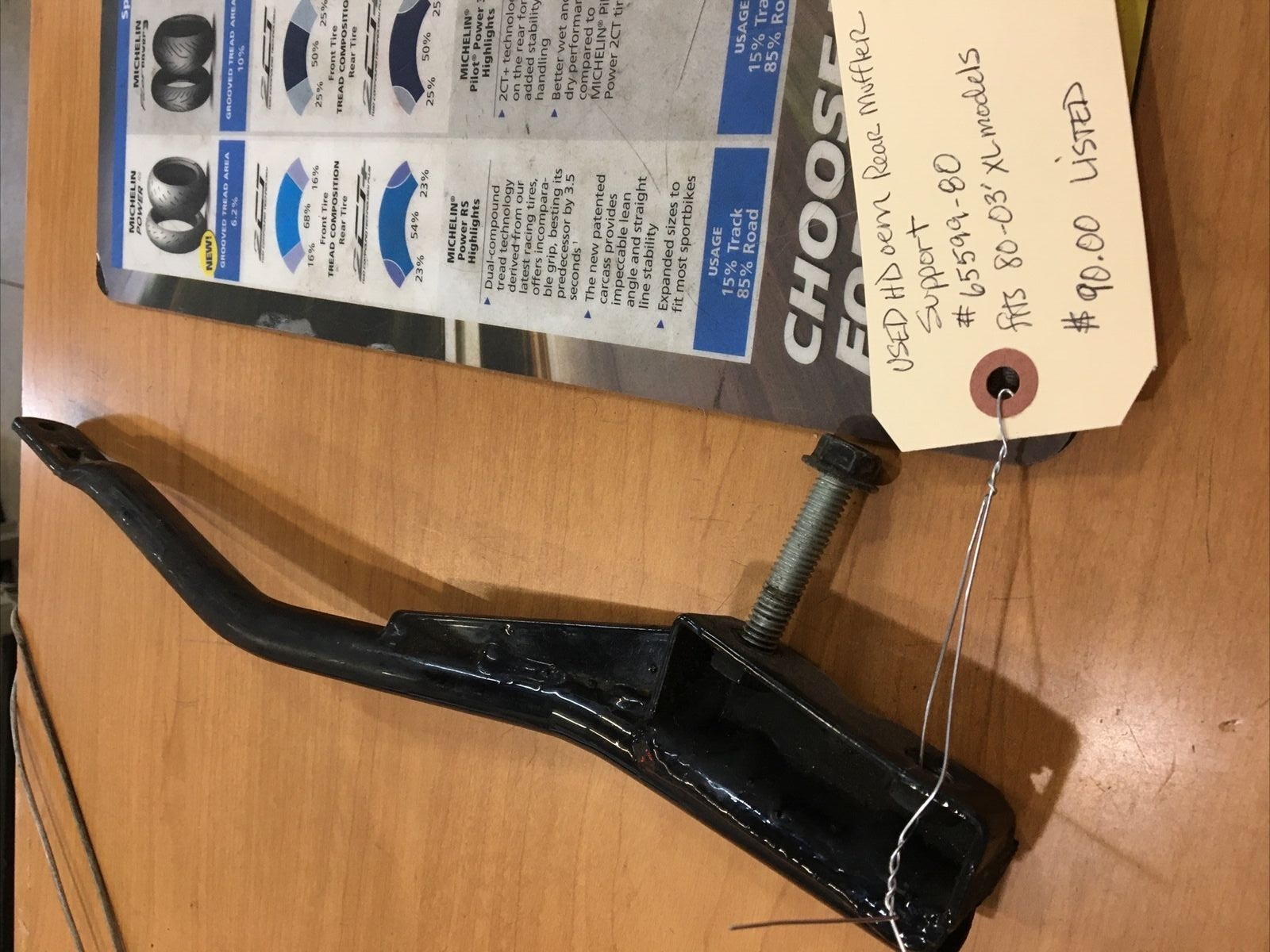 Harley Davidson oem Rear Muffler Support #65599-80