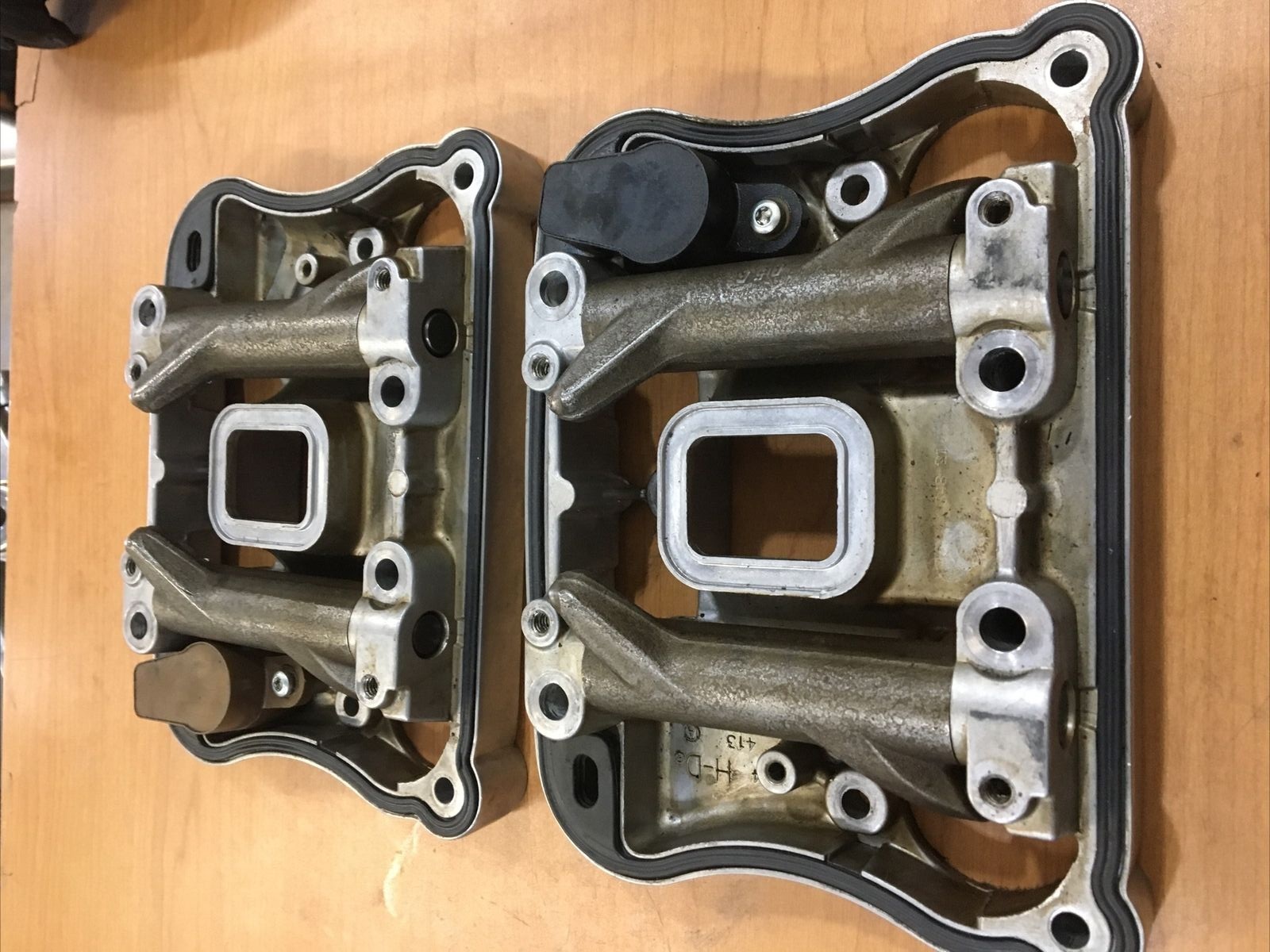 Harley Davidson OEM inner rocker covers #17579-96B