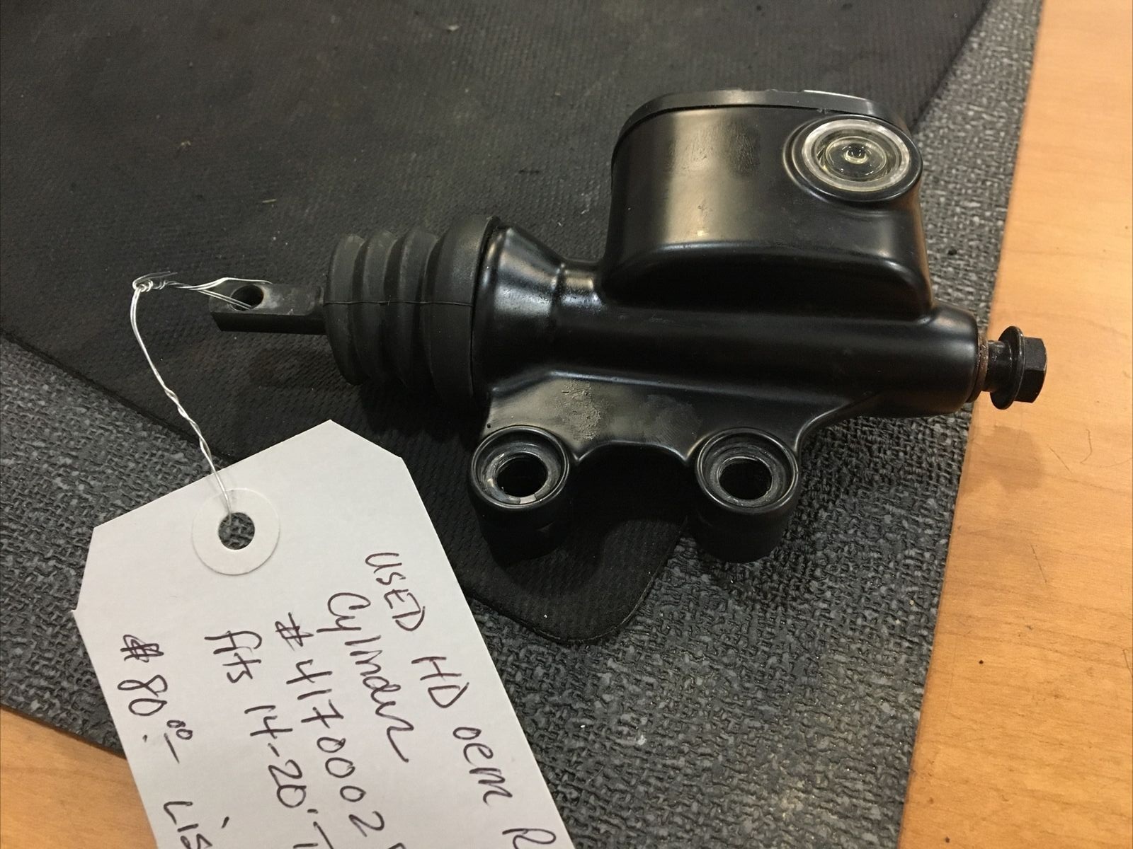 Harley Davidson OEM Rear master cylinder #41700028
