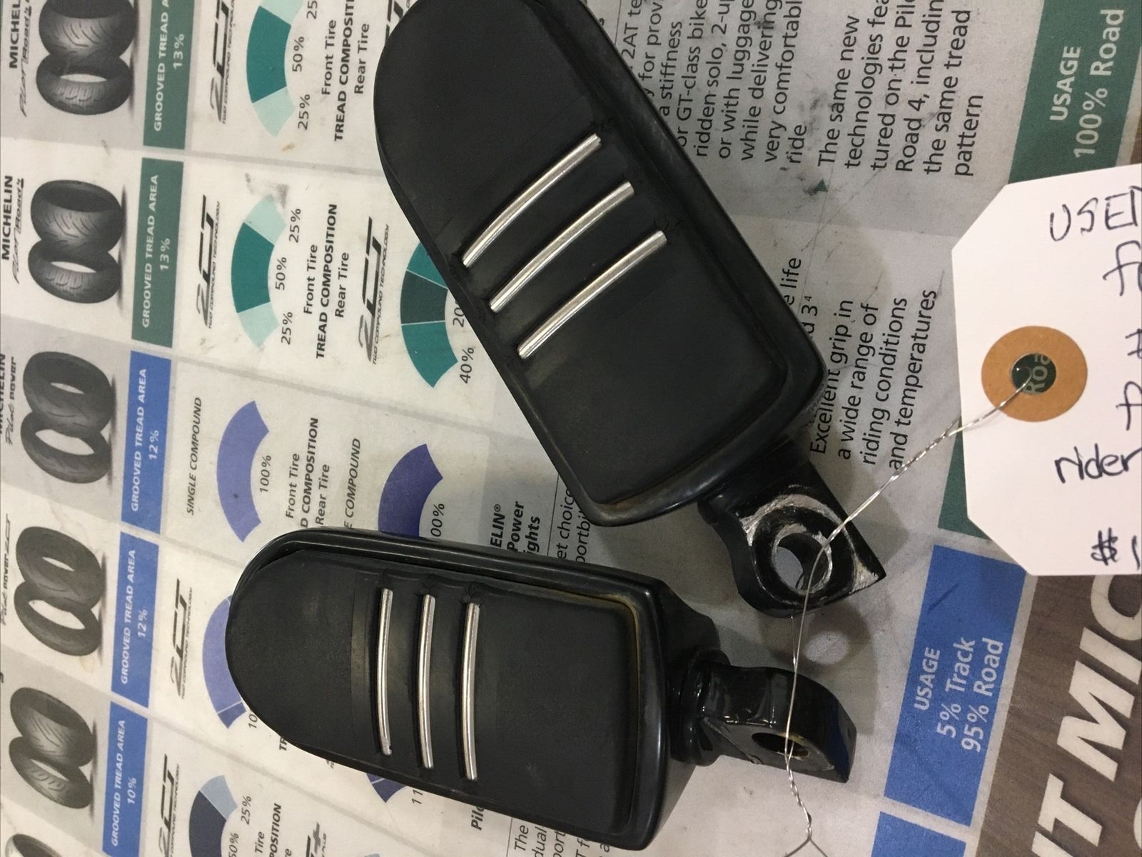 Harley Davidson Oem Streamliner Footpegs Gloss Black