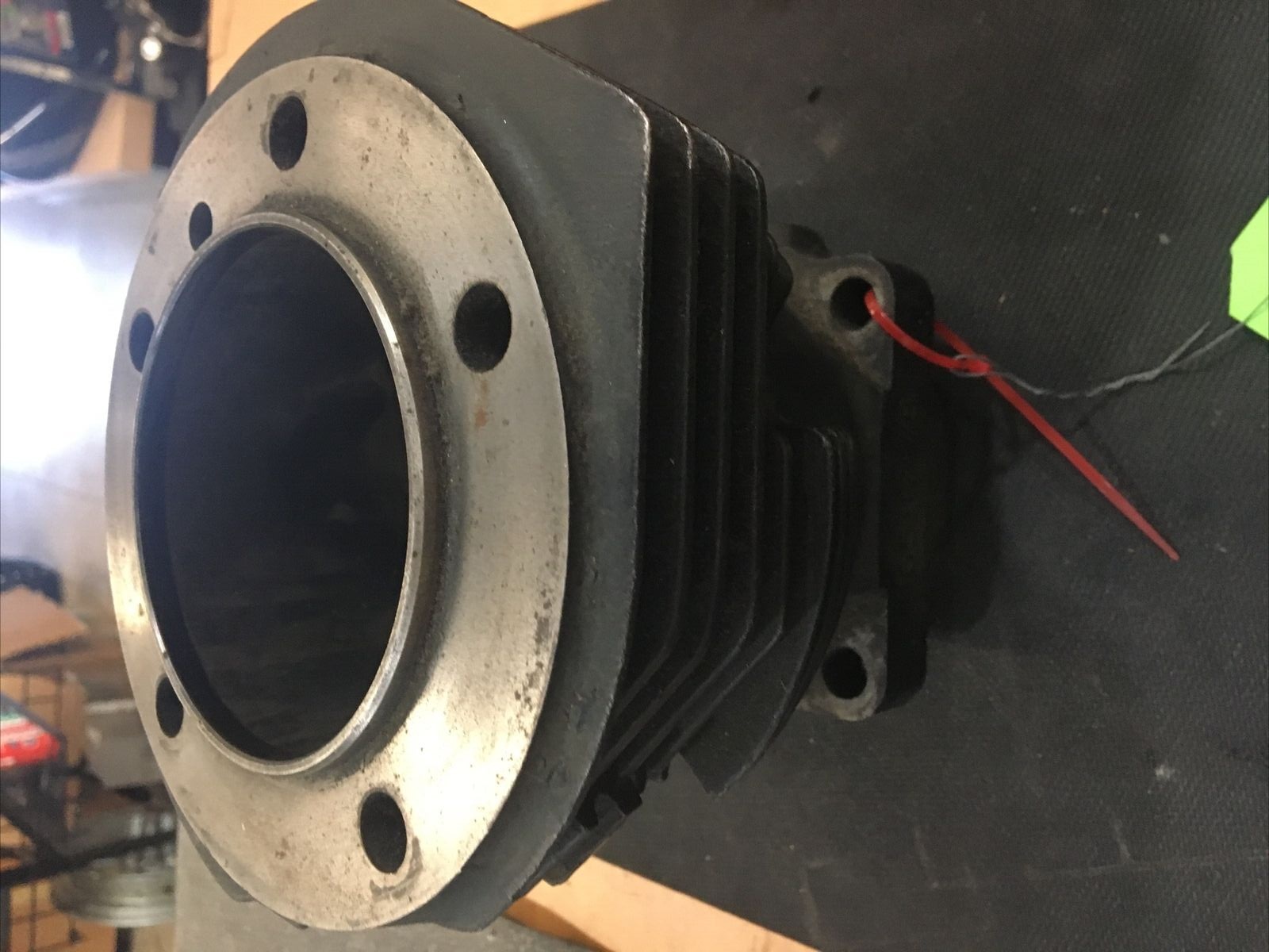 Harley Davidson OEM front cylinder 80” #16567-78