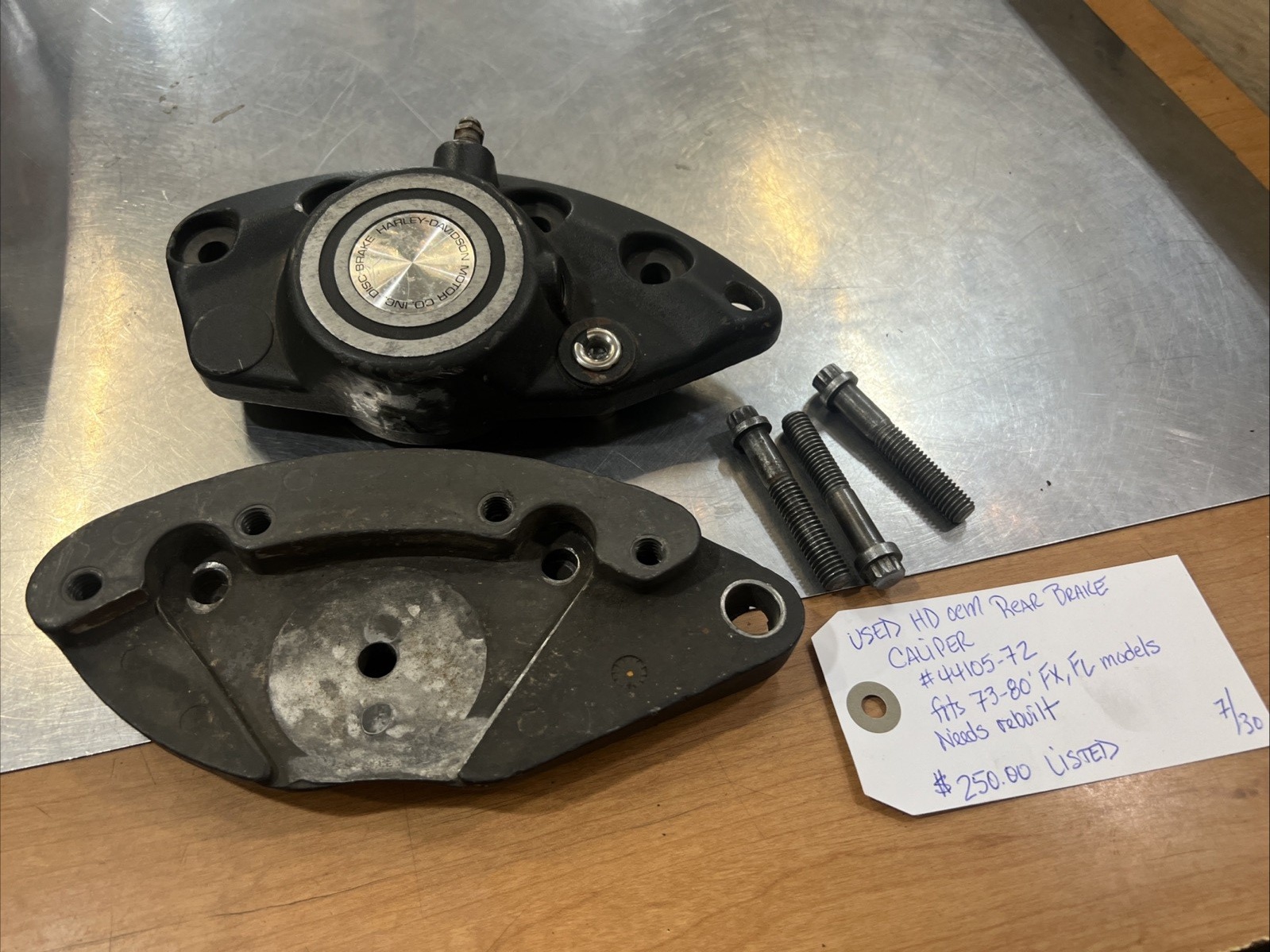 Harley Davidson oem Rear Brake Caliper #44105-72