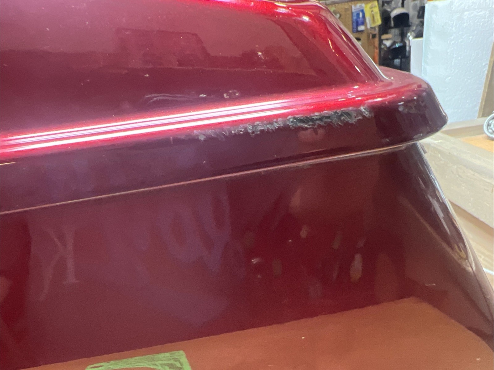 Harley Davidson oem LH Saddlebag & Cover #90201061EAC