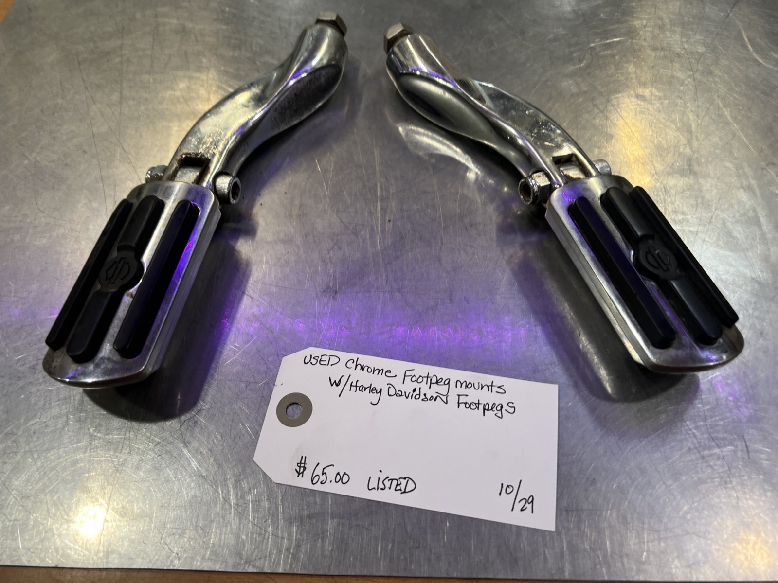 Chrome Footpeg Mounts W/Harley Davidson Footpegs