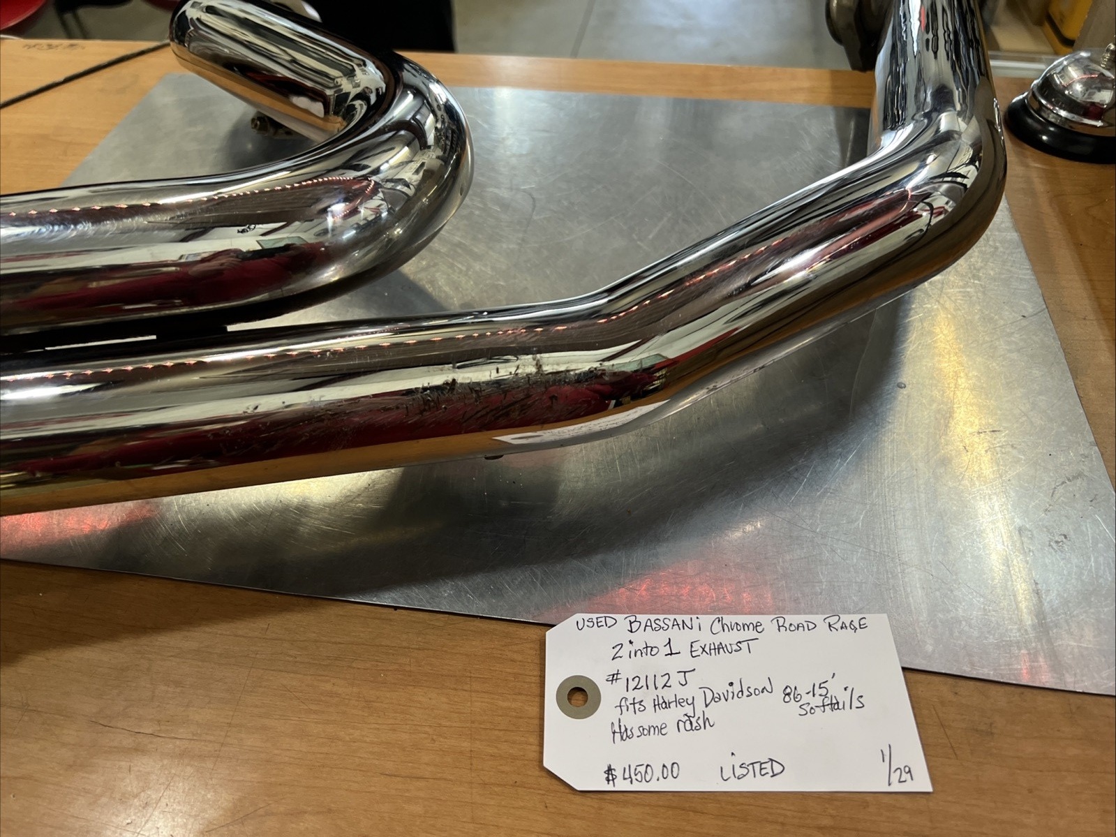 Used Stock Exhausts, Revamp Your Harley Davidson: Shop Used Stock Exhausts with Worldwide Shipping