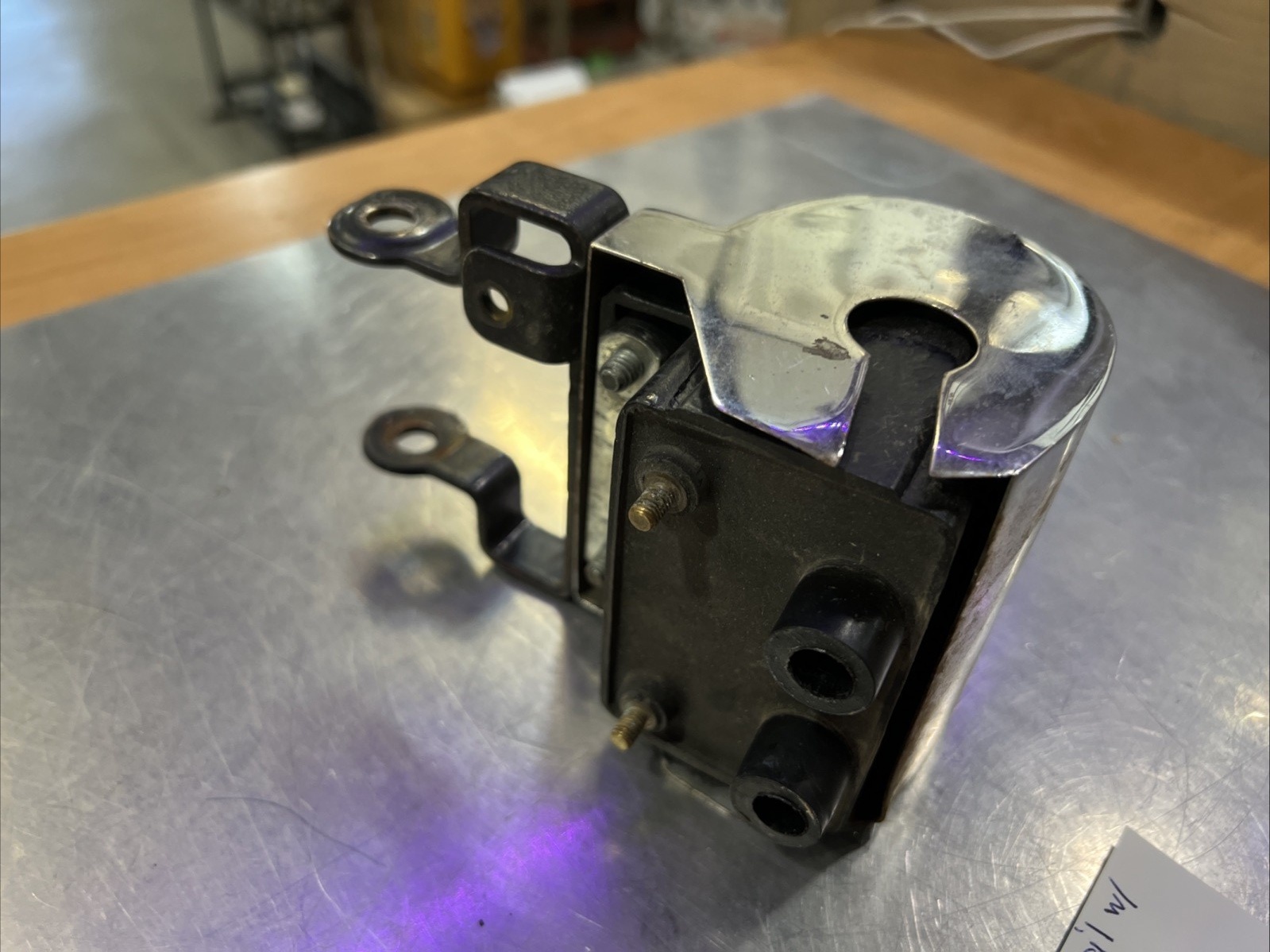 Harley Davidson oem Ignition Coil W/Chrome Cover & Bracket