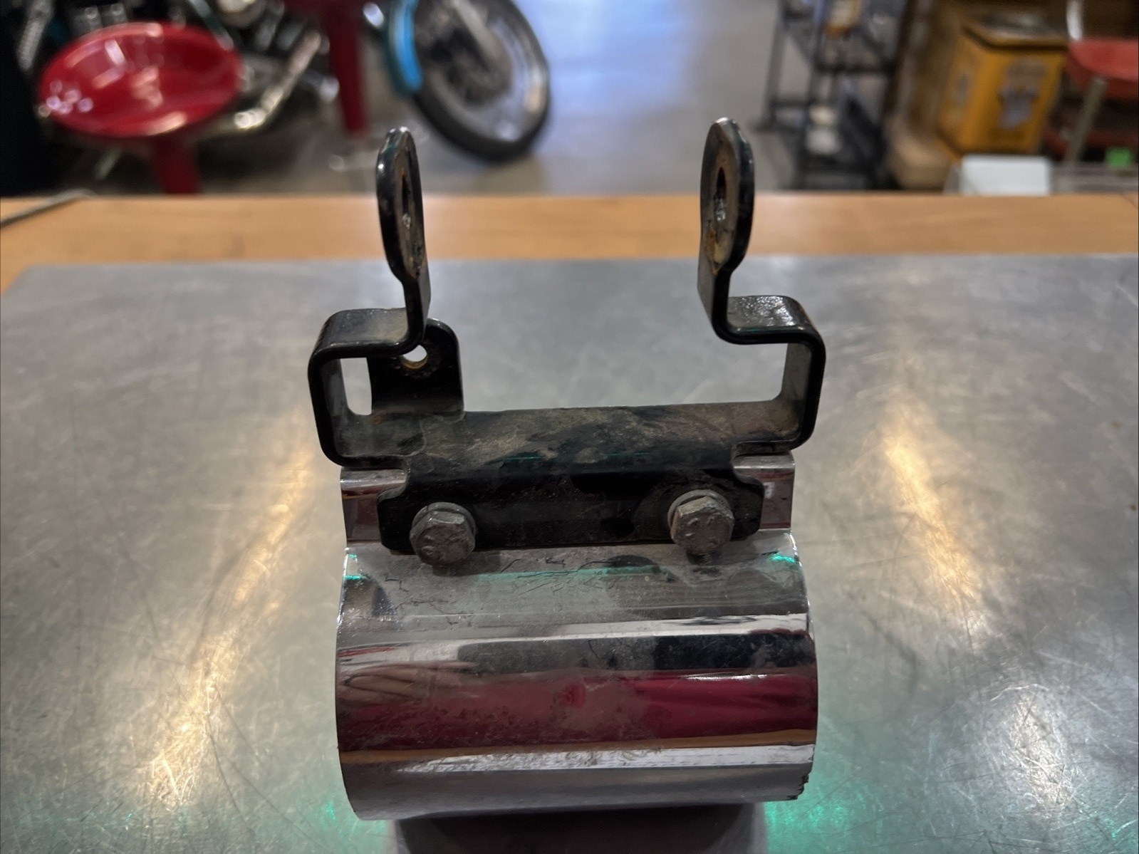 Harley Davidson oem Ignition Coil W/Chrome Cover & Bracket