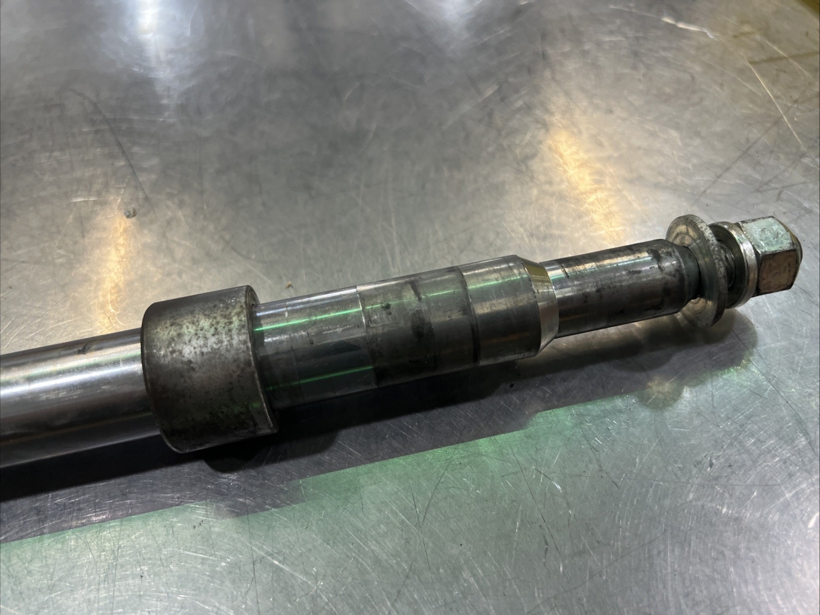 Harley Davidson oem Front Axle Assembly 1” #43364-00