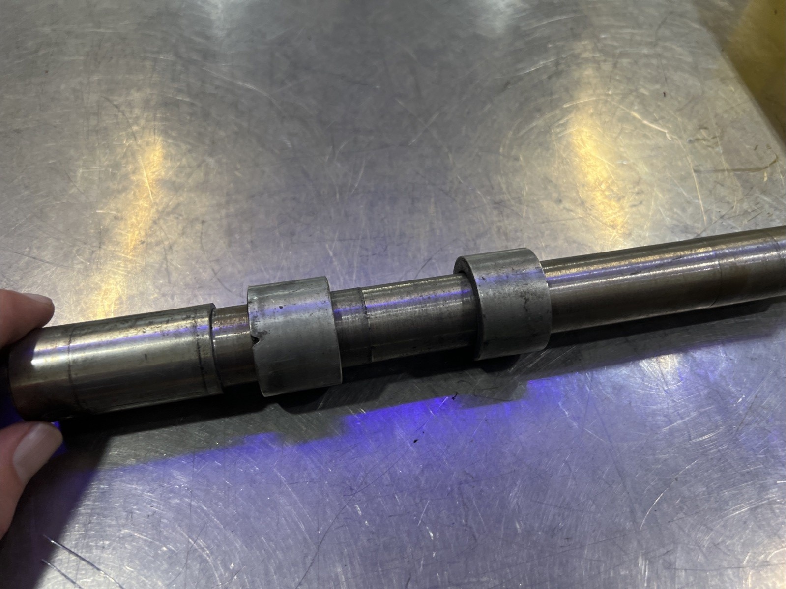 Harley Davidson oem Front Axle 1” #43364-00