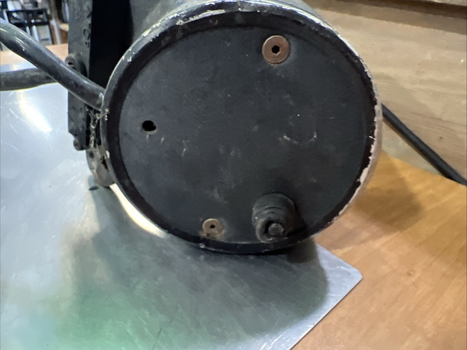 Harley Davidson oem Headlight & Bracket With Speedometer