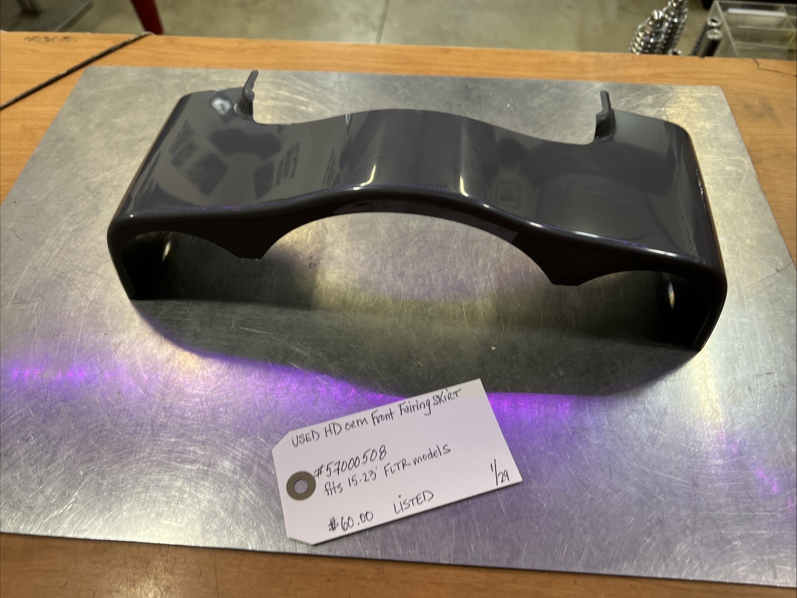 Harley Davidson oem Front Fairing Skirt #57000508