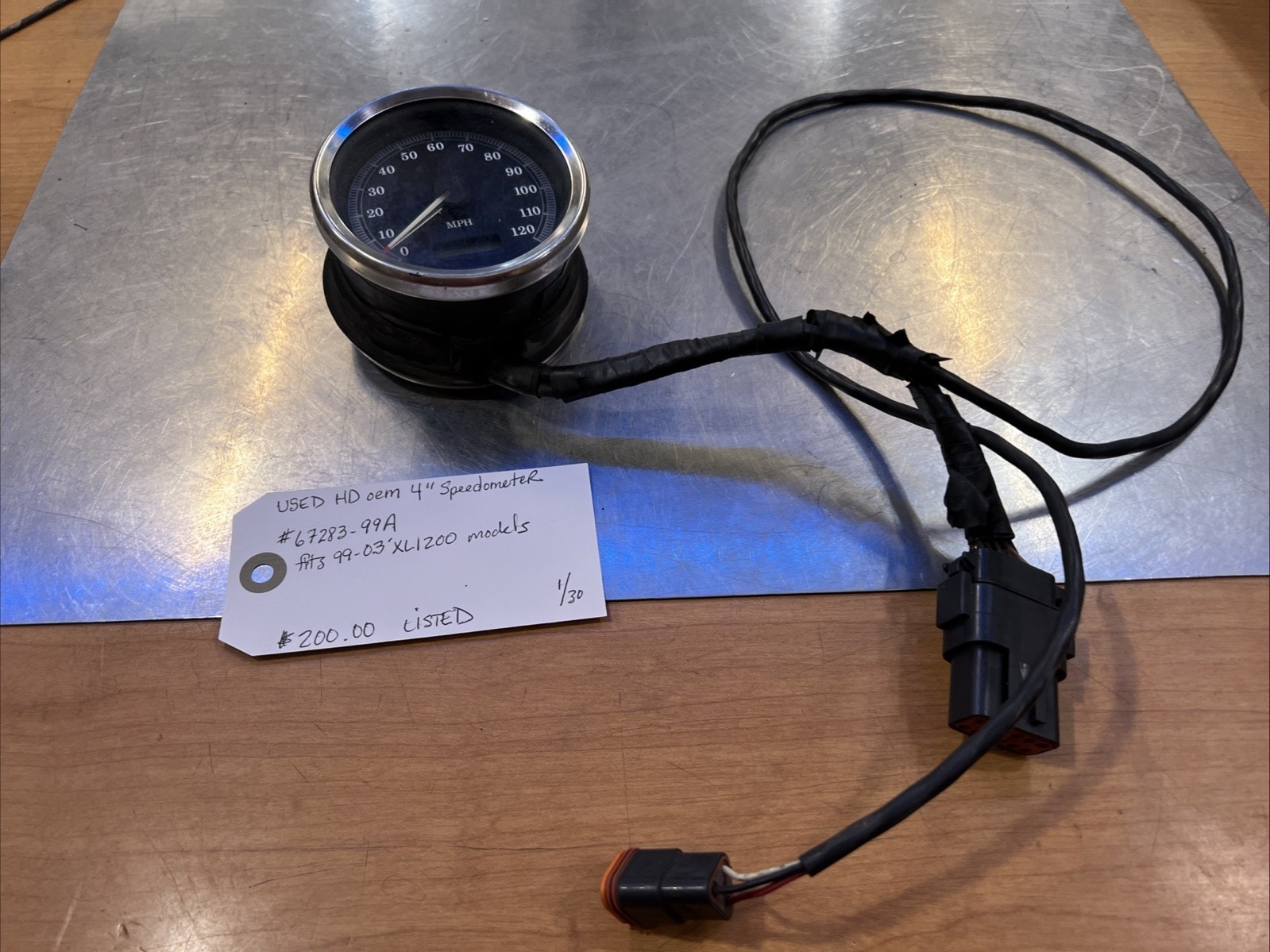 Harley Davidson oem 4” Speedometer #67283-99A