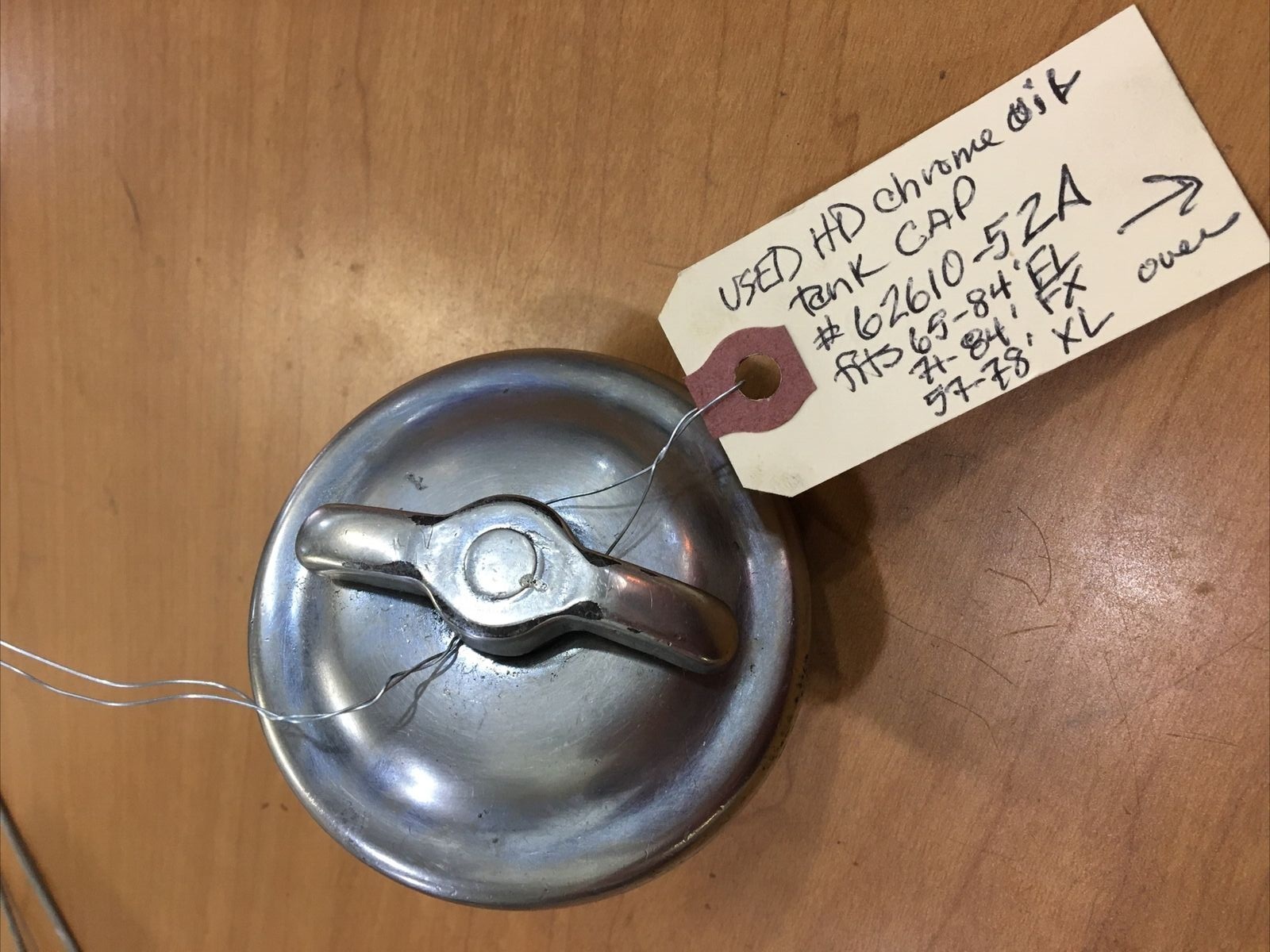 Harley Davidson chrome oil tank cap #62610-52A