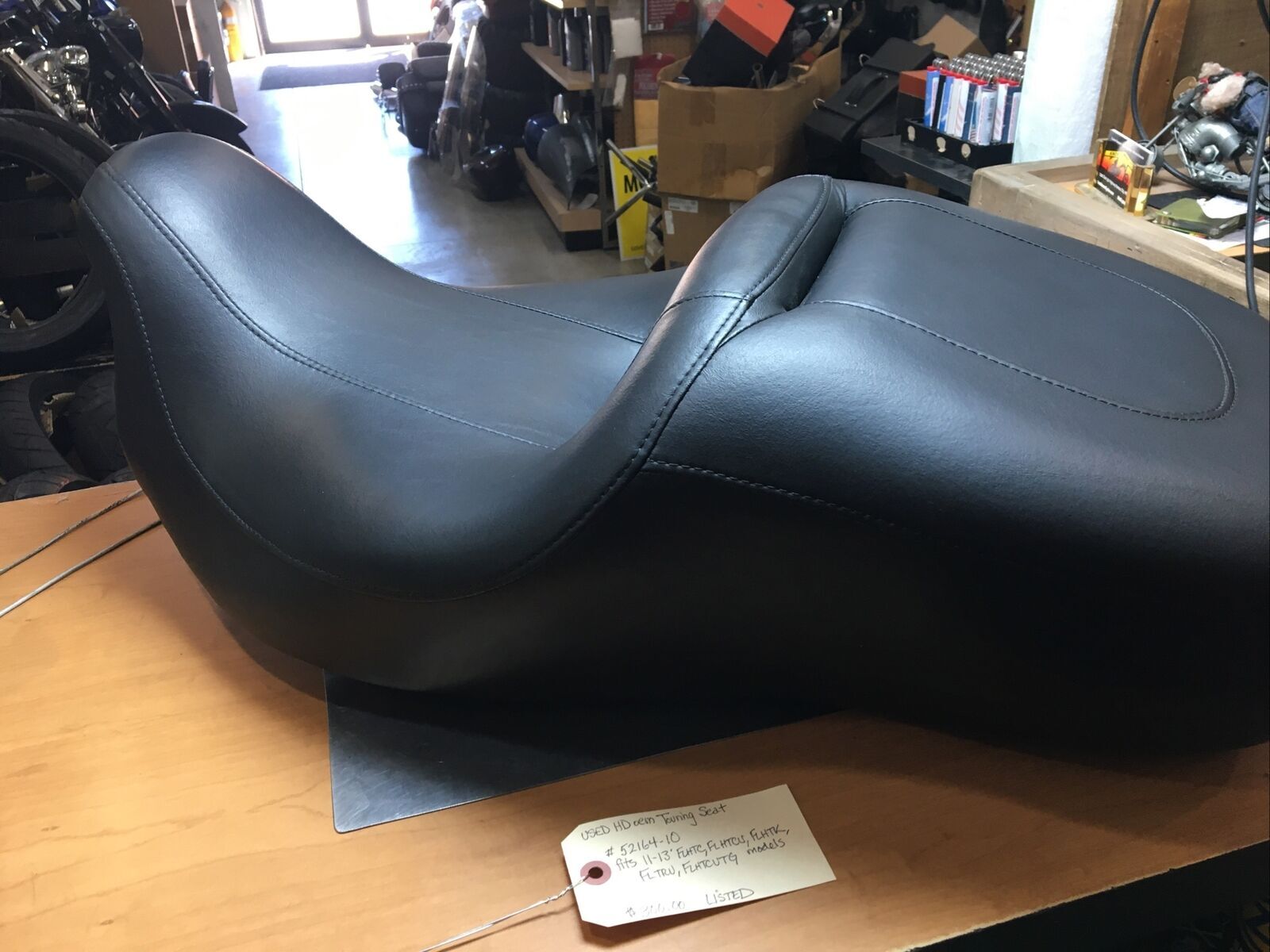 Harley Davidson oem Touring Seat #52164-10 | Knobtown Cycle