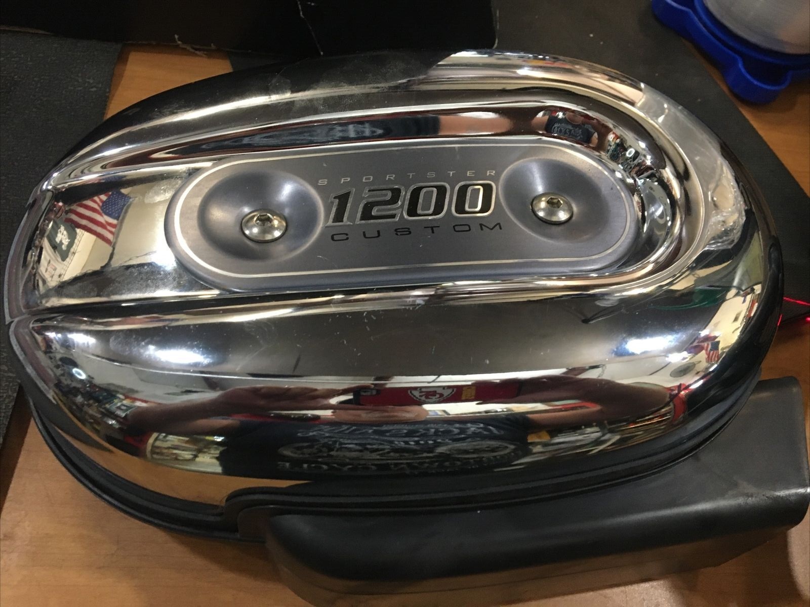 Harley Davidson OEM Air Cleaner assembly #29084-04