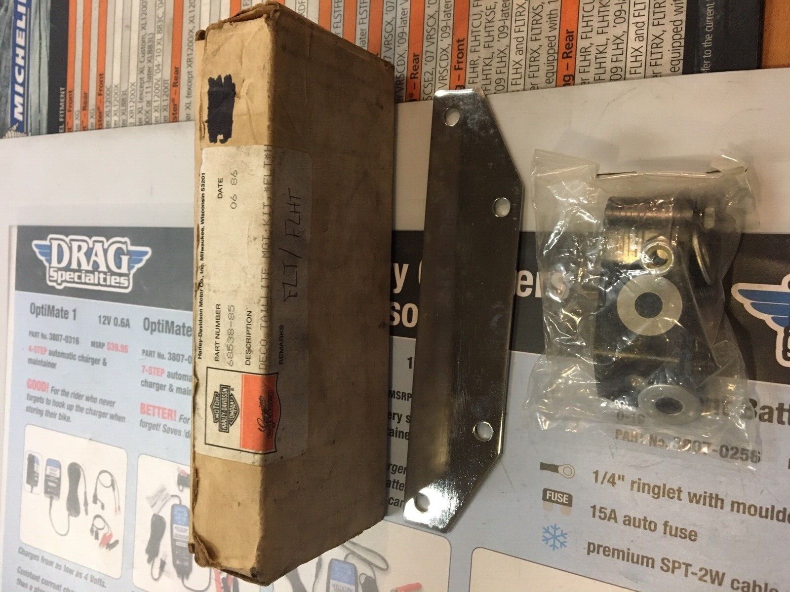 Deco Tail Light Mounting Kit #68538-85 | Knobtown Cycle