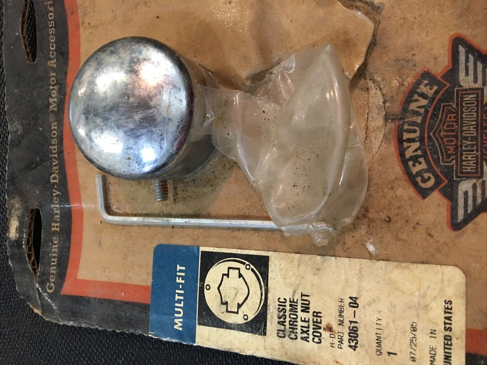 Billet Classic Chrome Front Axle Nut Cover #43061-04