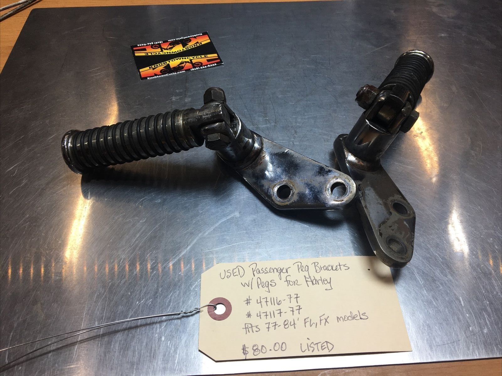 Passenger Peg Brackets W/Pegs For Harley #47116-77/47117-77