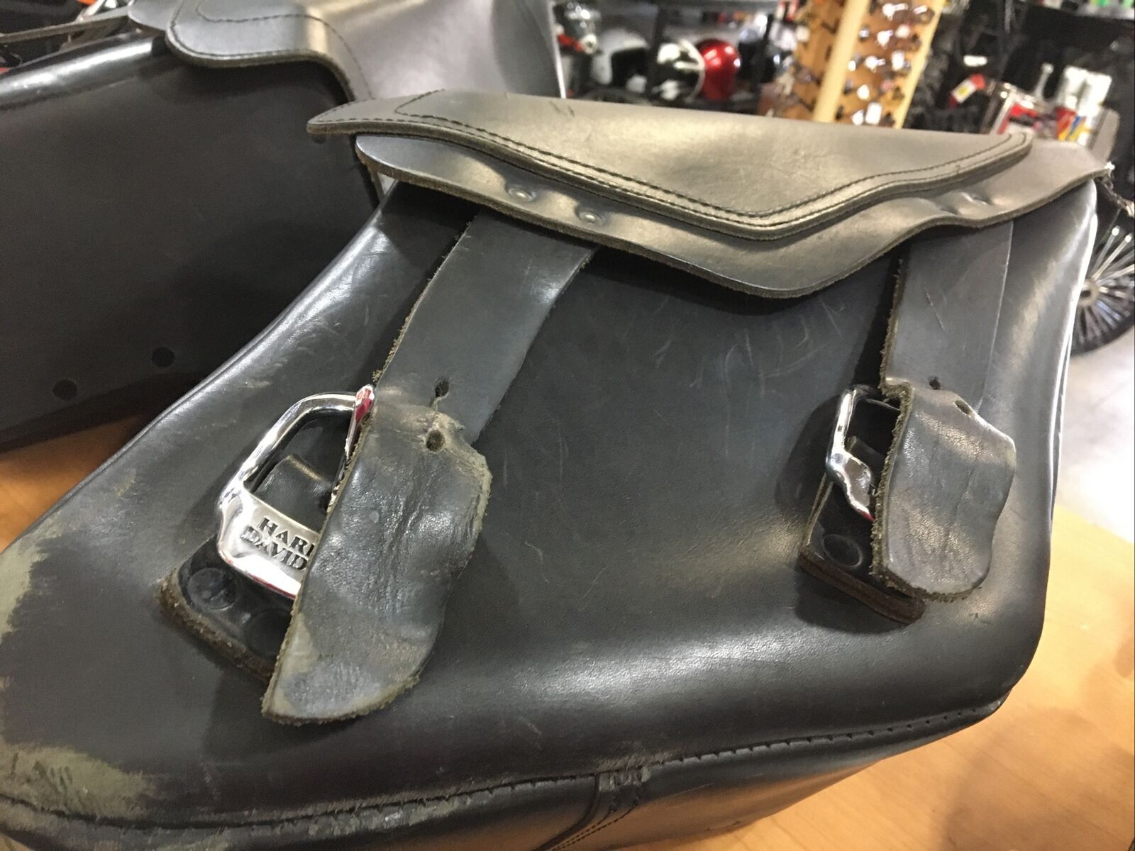 Harley Davidson OEM Rigid mount Saddlebags #90680-97