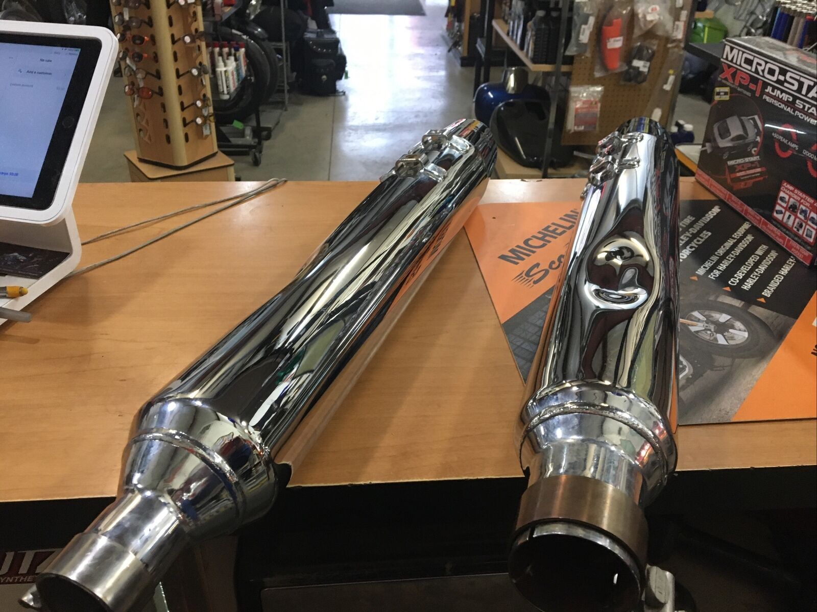 Harley Davidson oem exhaust mufflers #64900235B