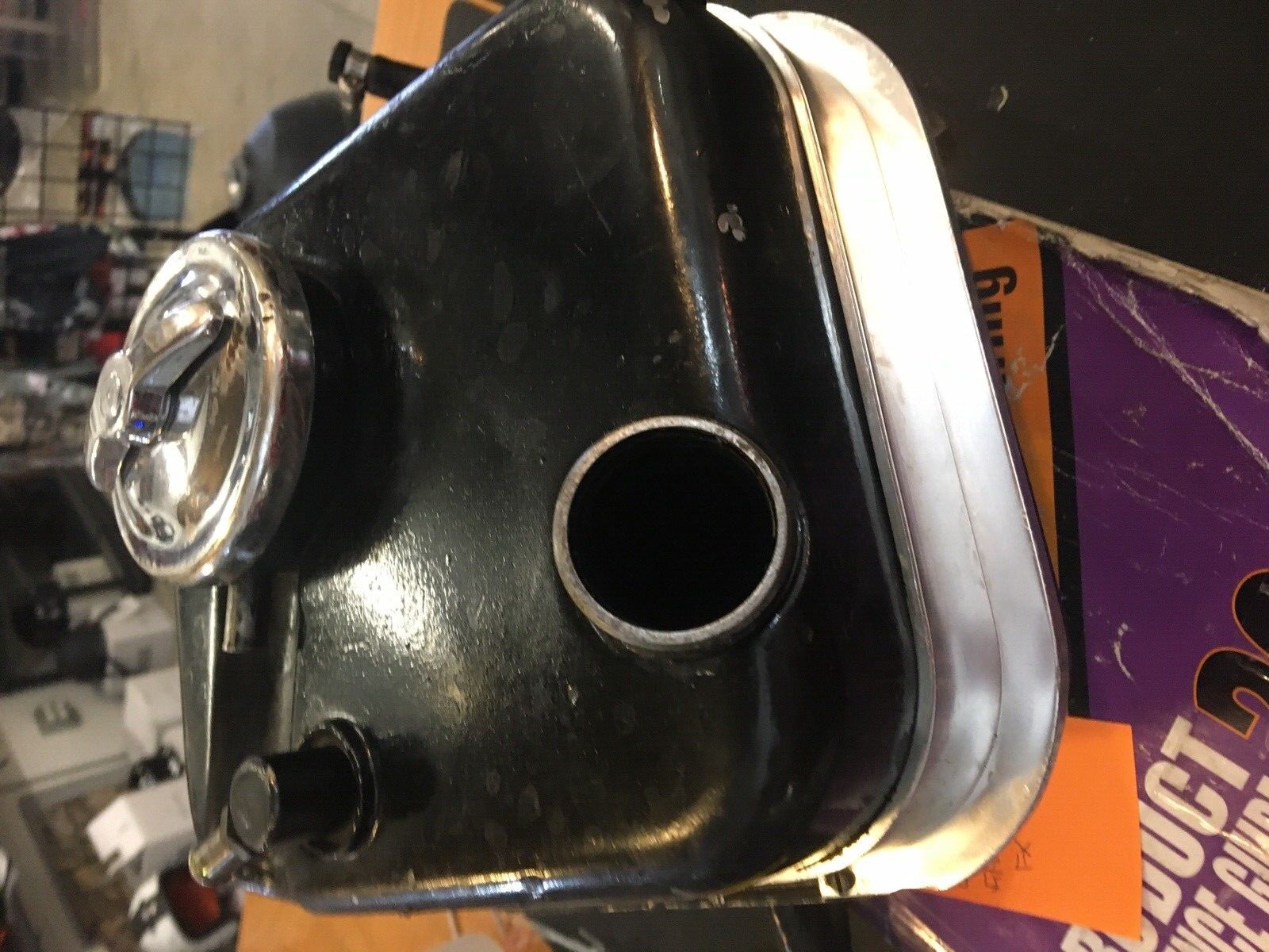 Harley Davidson Black Oil Tank With Hoses #62504-65B