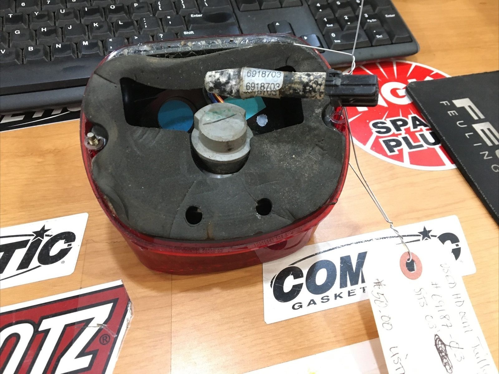 Harley Davidson oem Taillight Assembly #69187-03