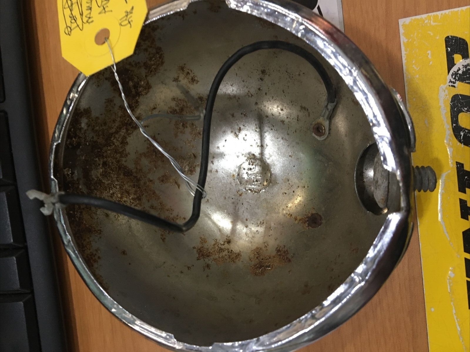 Harley Davidson OEM passing lamp bucket #68671-69C