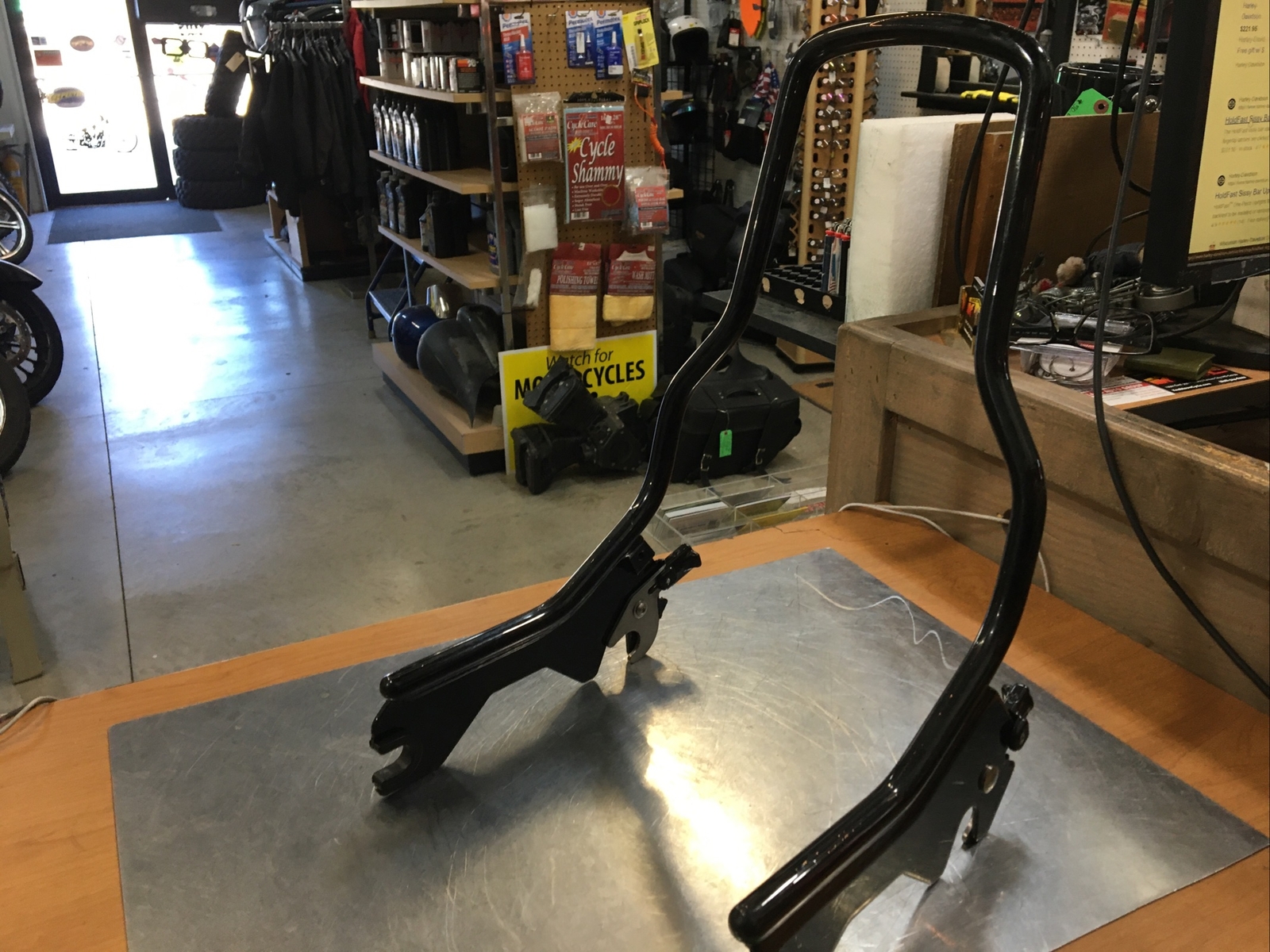 Harley Davidson Holdfast Sissy Bar Std Height Gloss Black