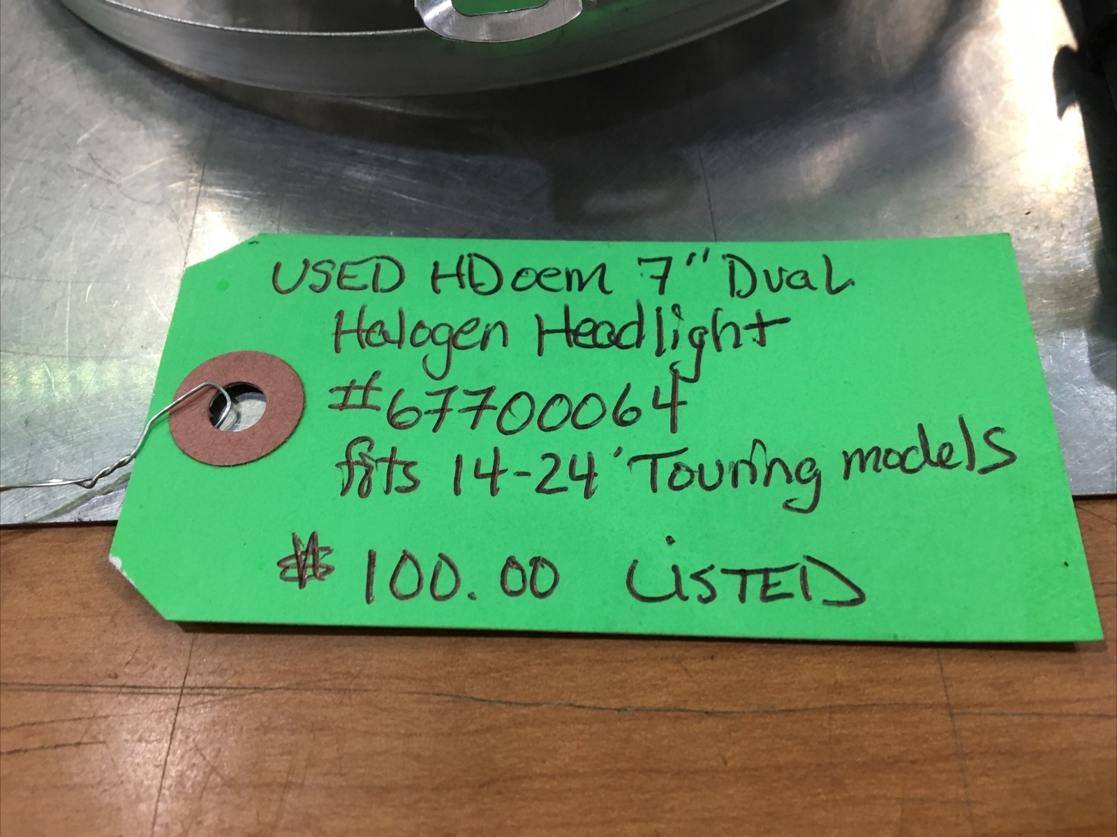 Harley Davidson oem 7” Dual Halogen Headlight #67700064