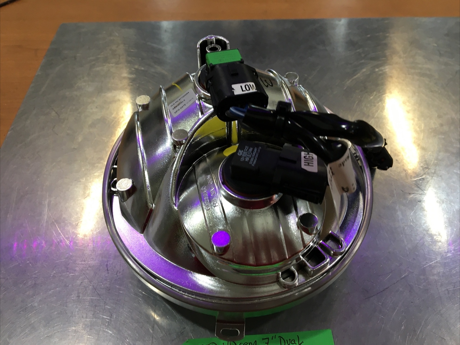 Harley Davidson oem 7” Dual Halogen Headlight #67700064