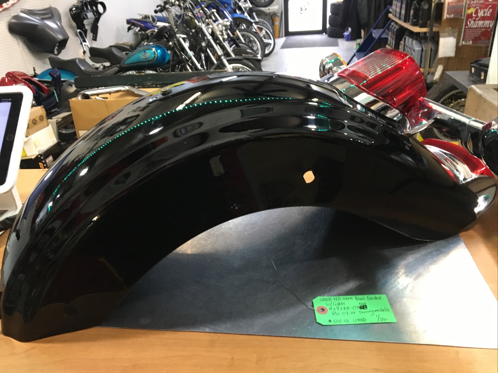 Harley Davidson oem Rear Fender W/Lights #59378-09DH