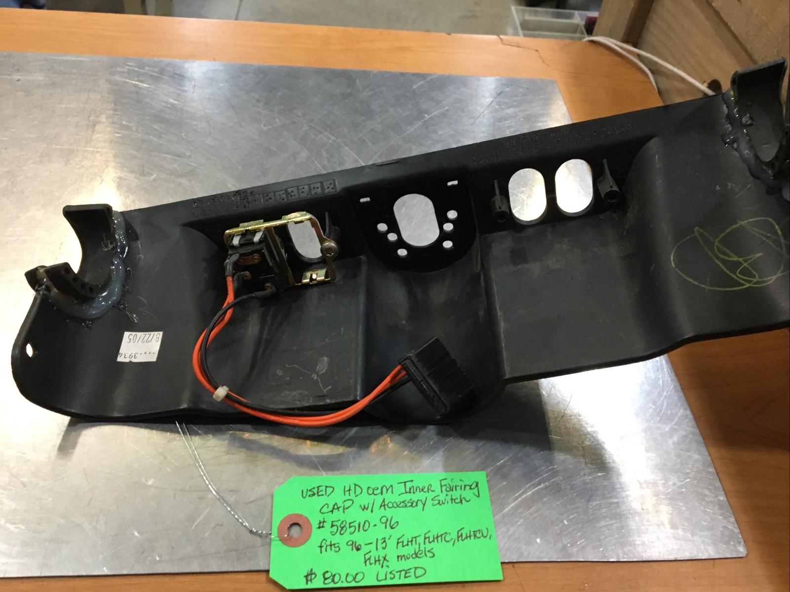 Harley Davidson oem Inner Fairing Cap W/Accessory Switch