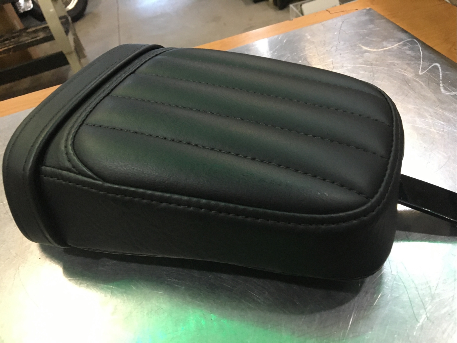 Harley Davidson oem Passenger Pillion Pad #52400129