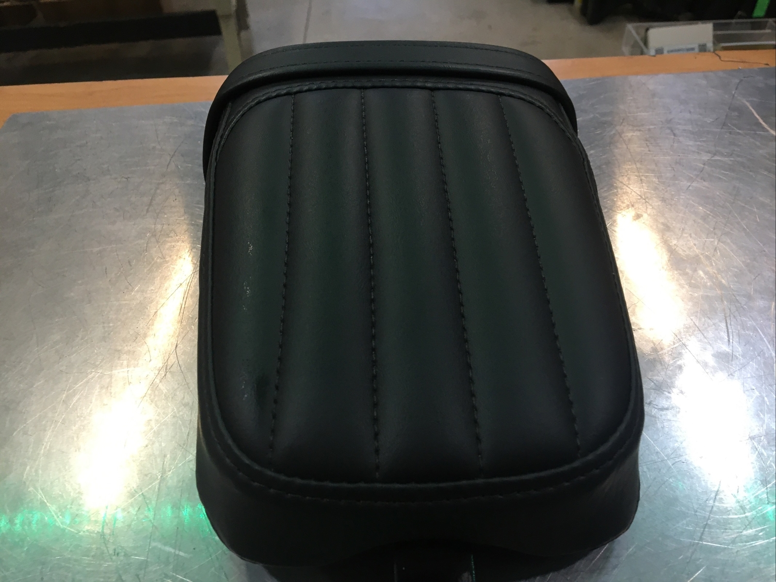 Harley Davidson oem Passenger Pillion Pad #52400129