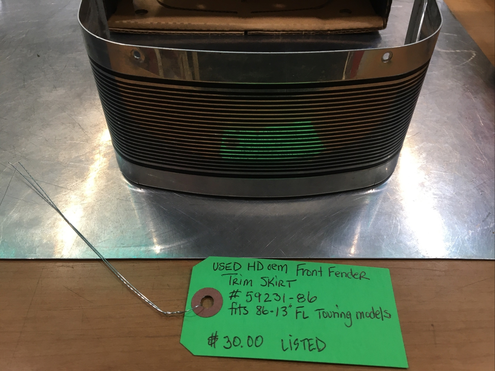 Harley Davidson oem Front Fender Trim Skirt #59231-86