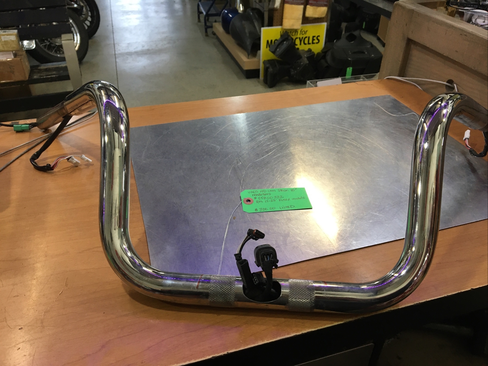 Harley Davidson oem Stock 10” Handlebars #55800332