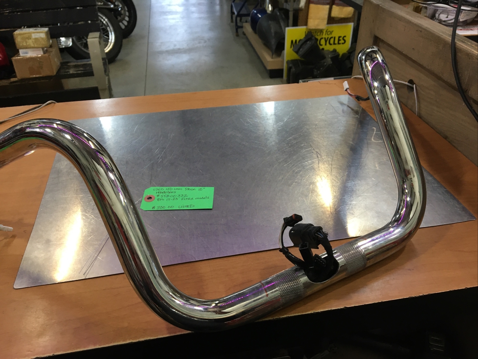 Harley Davidson oem Stock 10” Handlebars #55800332