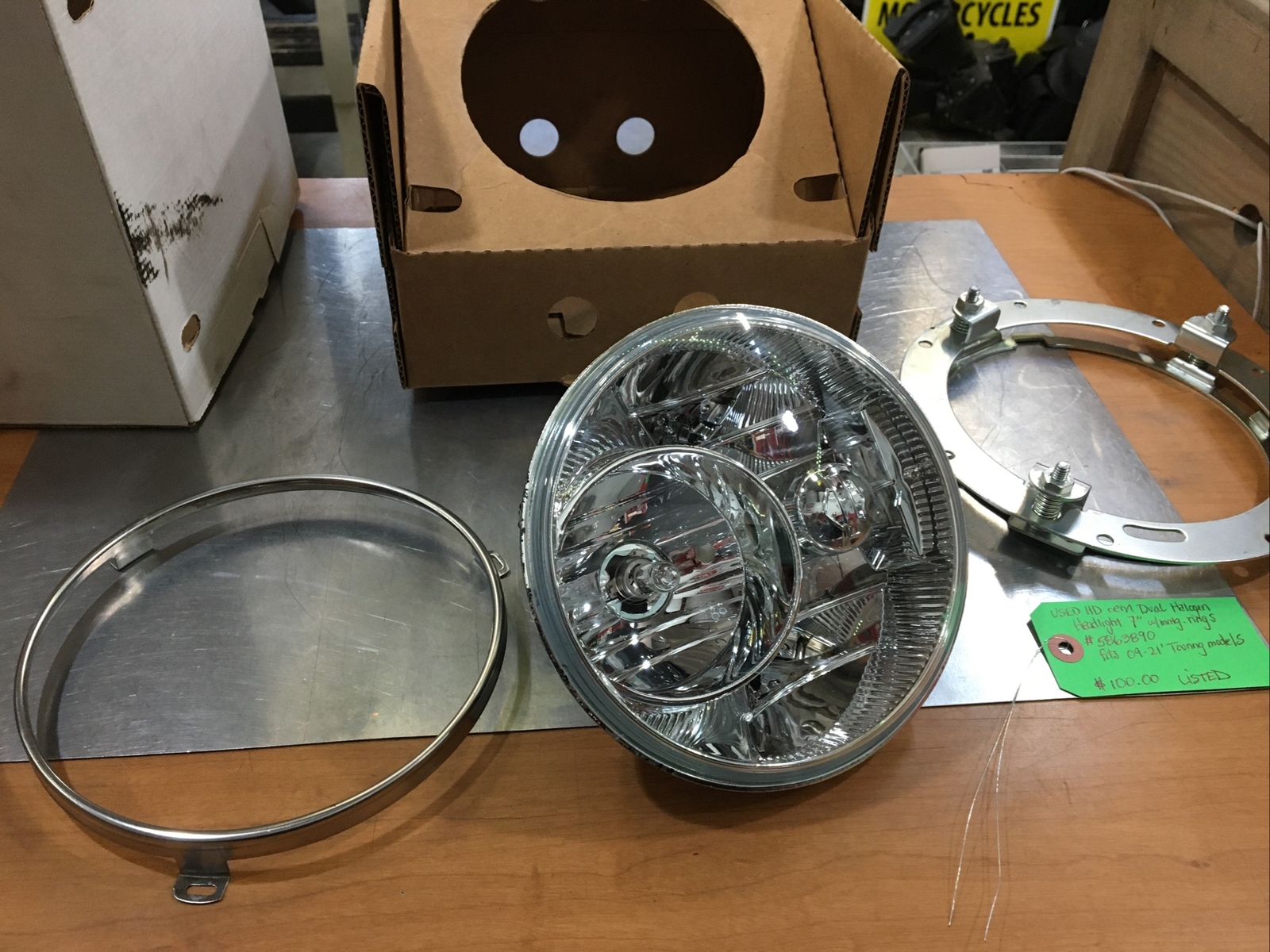 Harley Davidson oem Dual Halogen Headlight 7” With