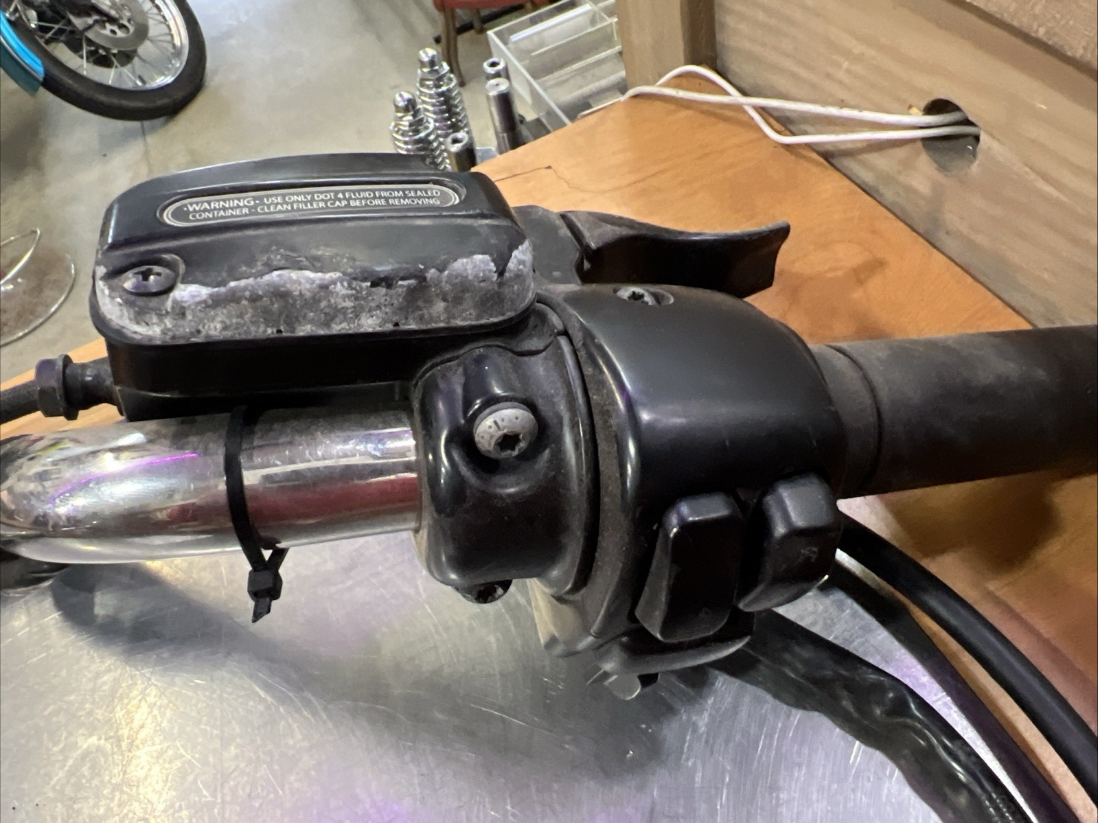 Harley Davidson Handlebars, Switches & Controls