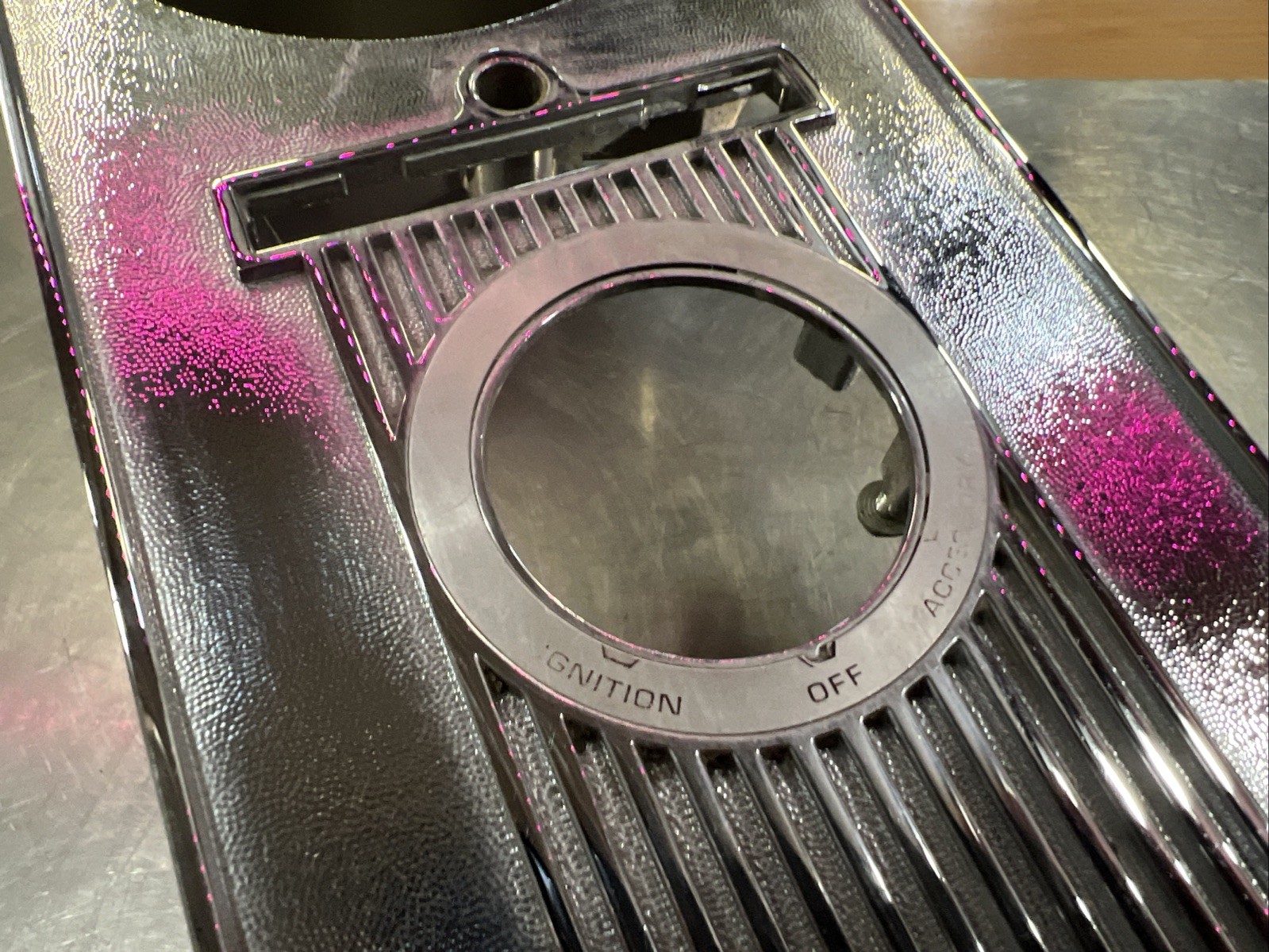 Harley Davidson oem Fuel Tank Dash Console Cover #60960-99