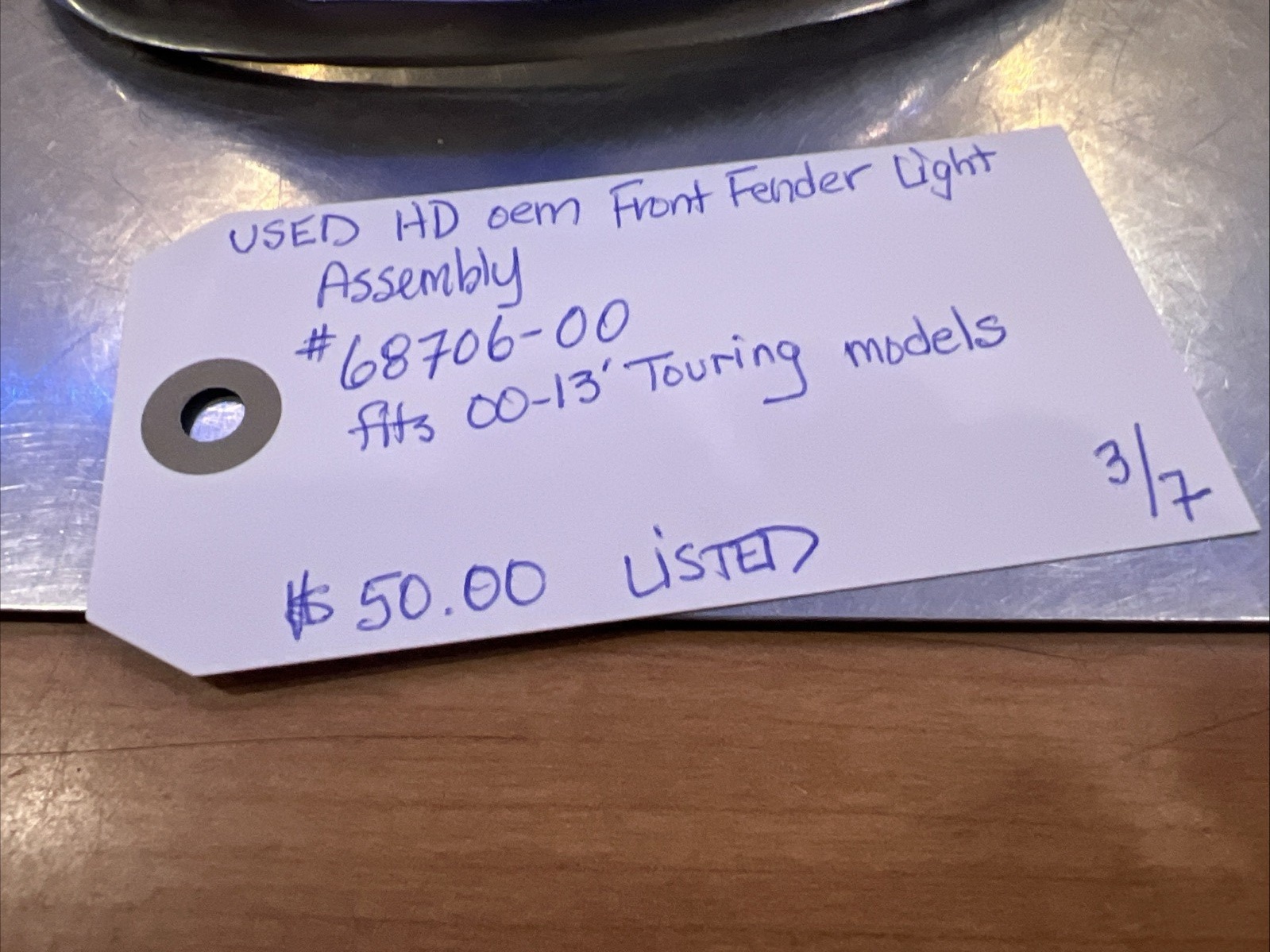 Harley Davidson oem Front Fender Light Assembly #68706-00