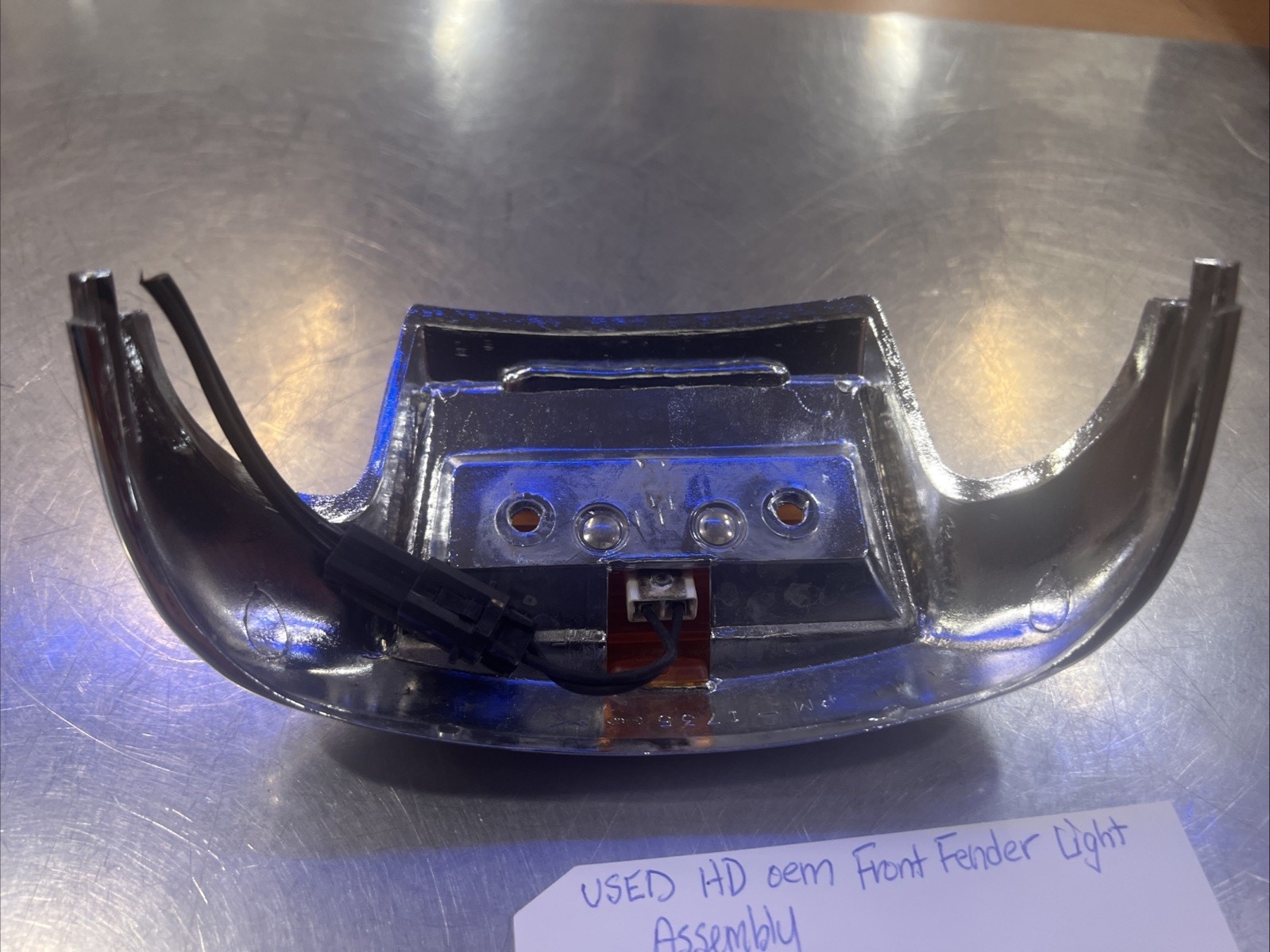 Harley Davidson oem Front Fender Light Assembly #68706-00