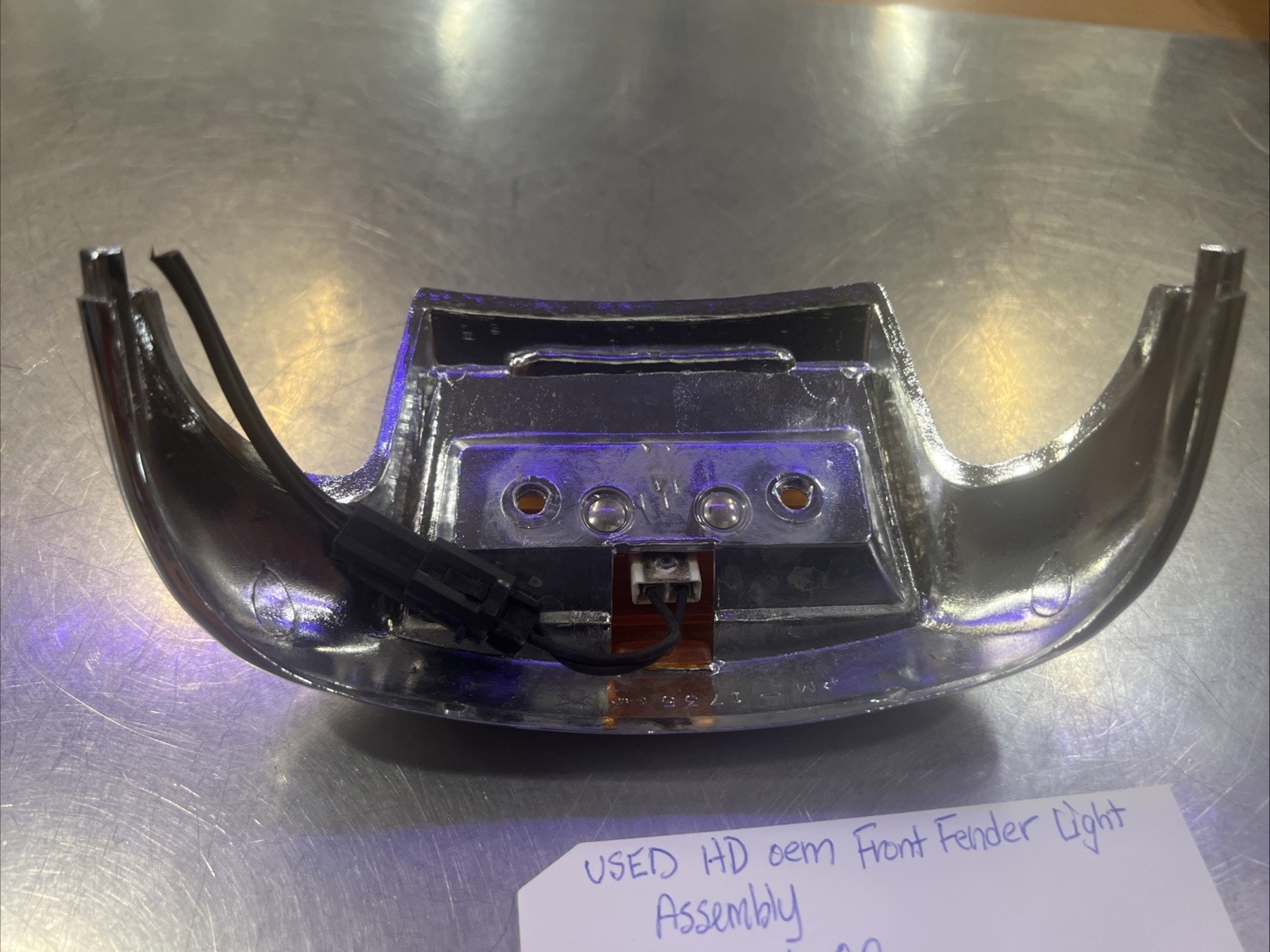 Harley Davidson oem Front Fender Light Assembly #68706-00