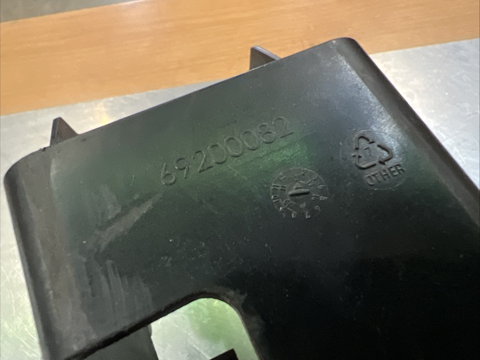 Harley Davidson oem Wire Harness Caddy #69200082