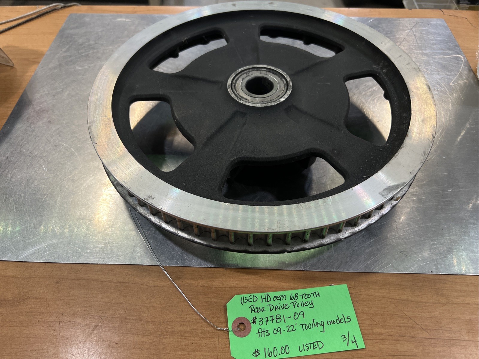 Harley Davidson oem 68 Tooth Rear Drive Pulley #37781-09