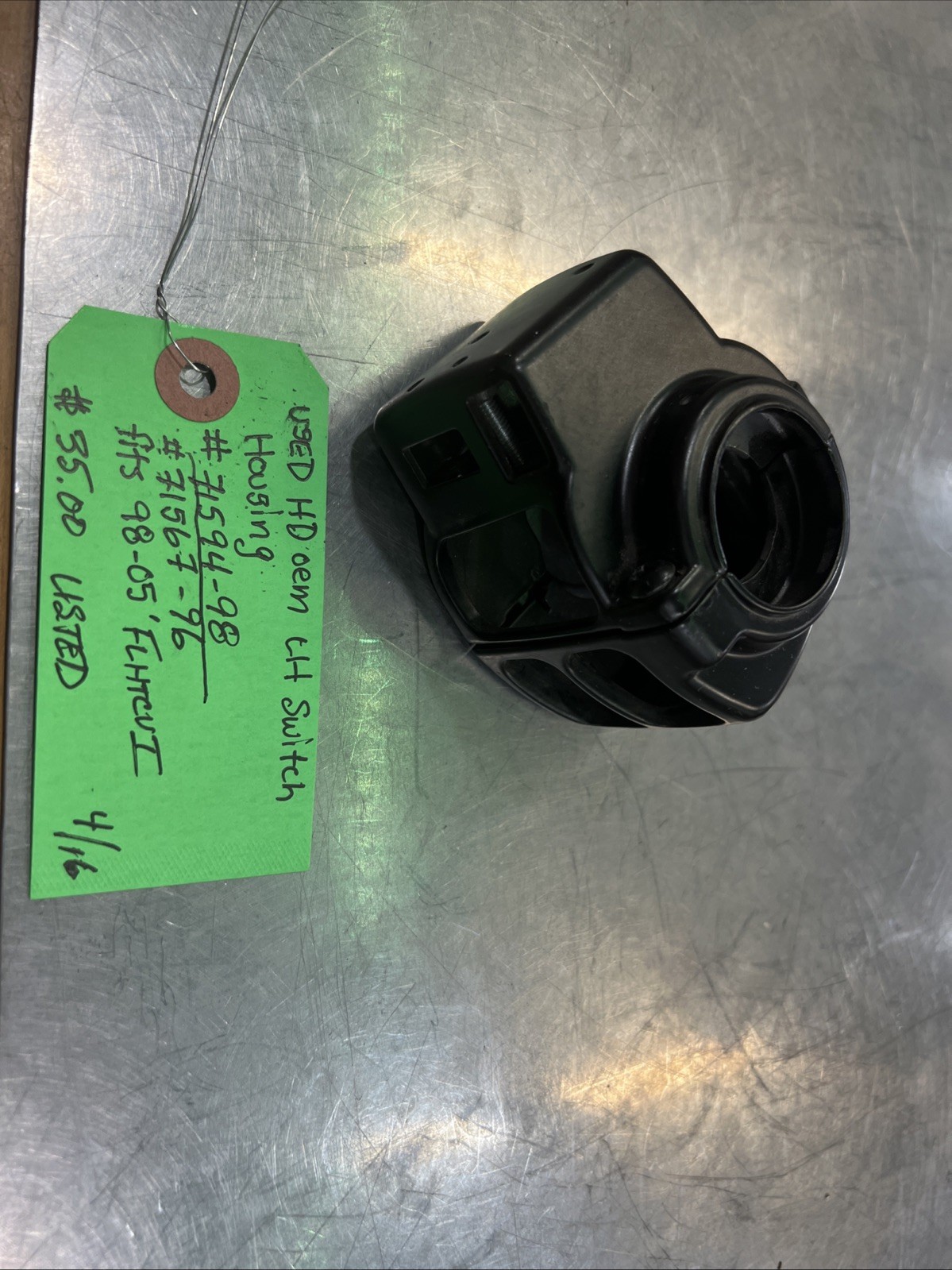 Harley Davidson oem LH Switch Housing #71594-98