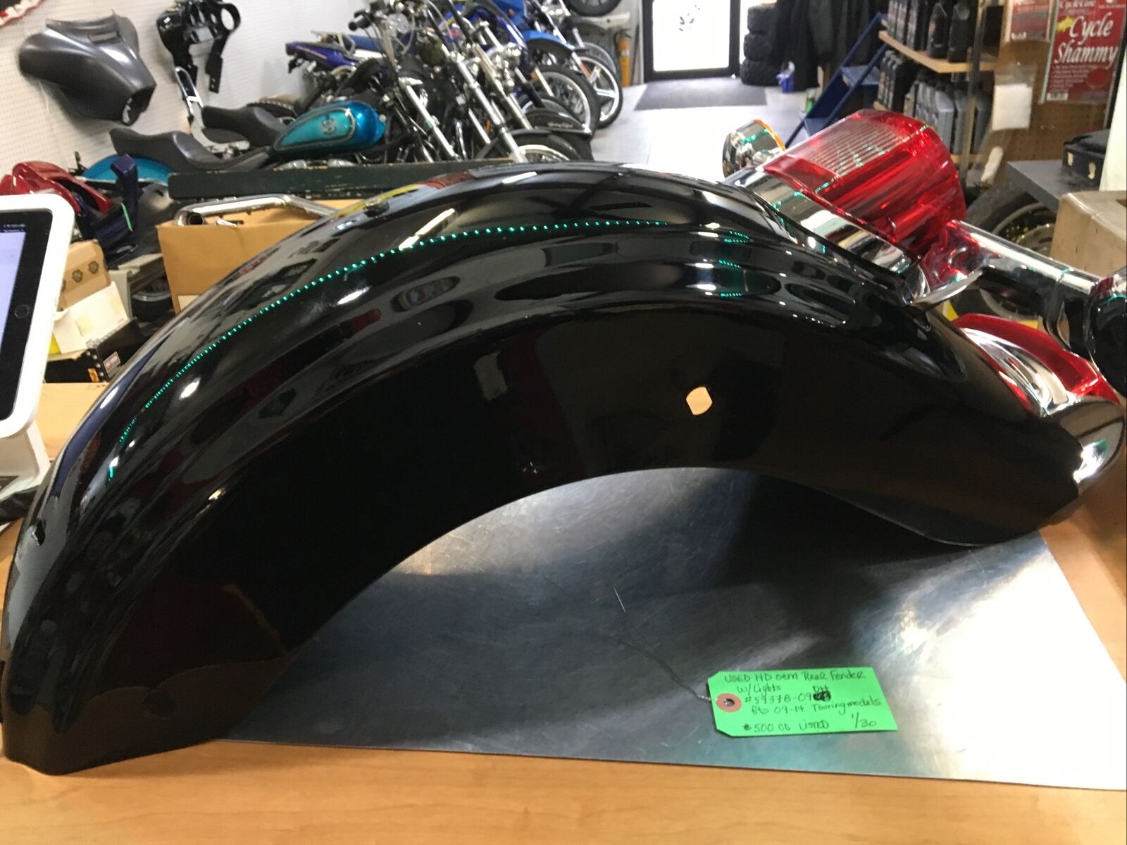 Harley Davidson oem Rear Fender W/Lights #59378-09DH