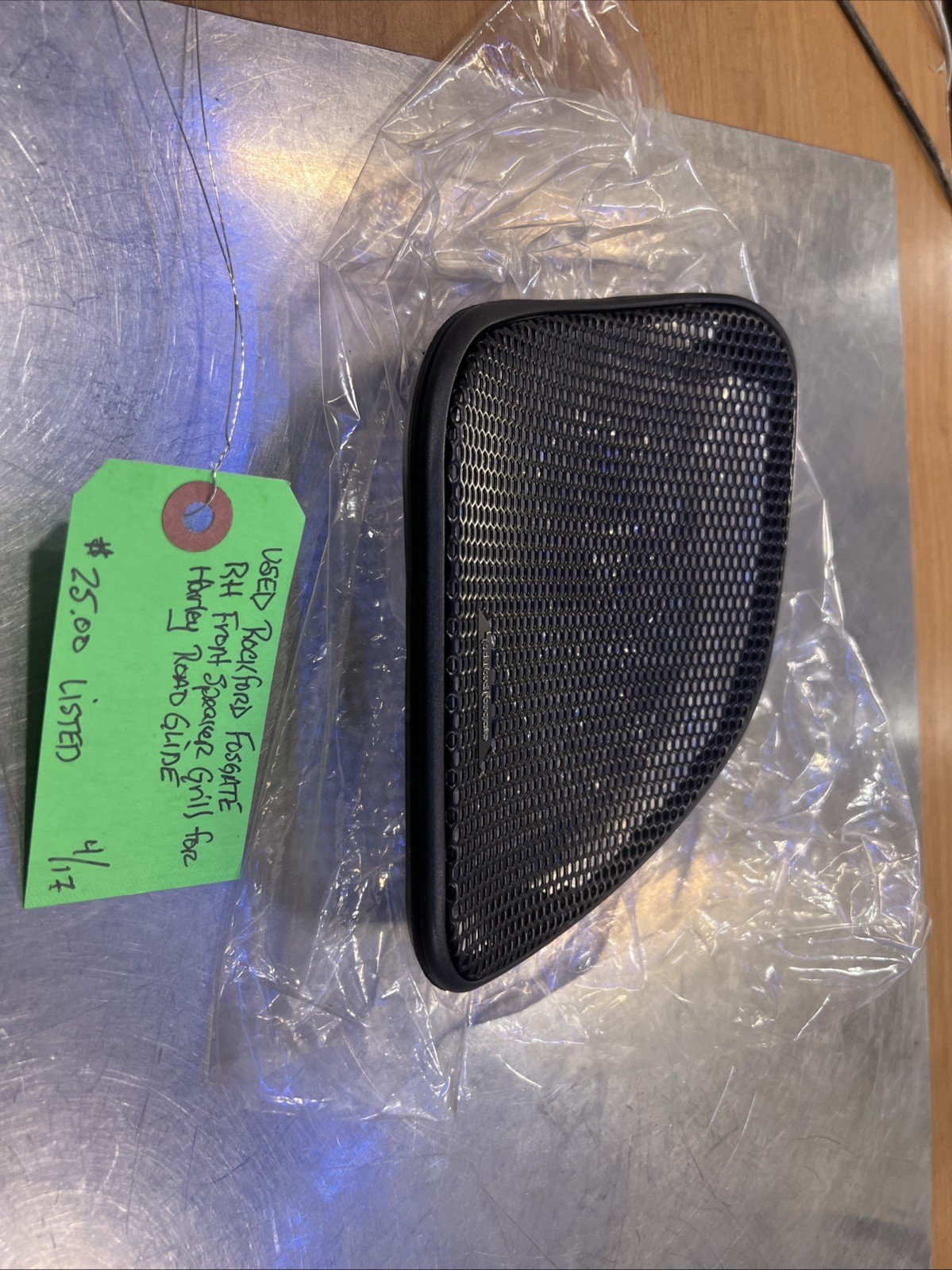 Rockford Fosgate RH Front Speaker Grill For Harley Road Glide